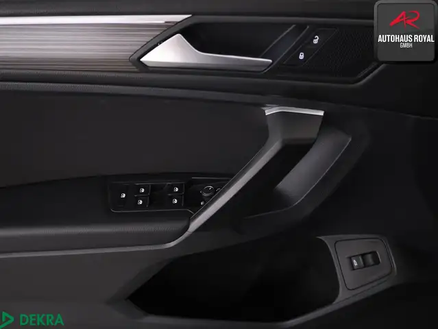 Volkswagen Tiguan Allspace view 15