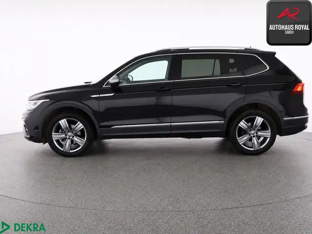 Volkswagen Tiguan Allspace view 2