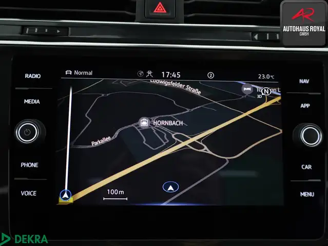 Volkswagen Tiguan Allspace view 19