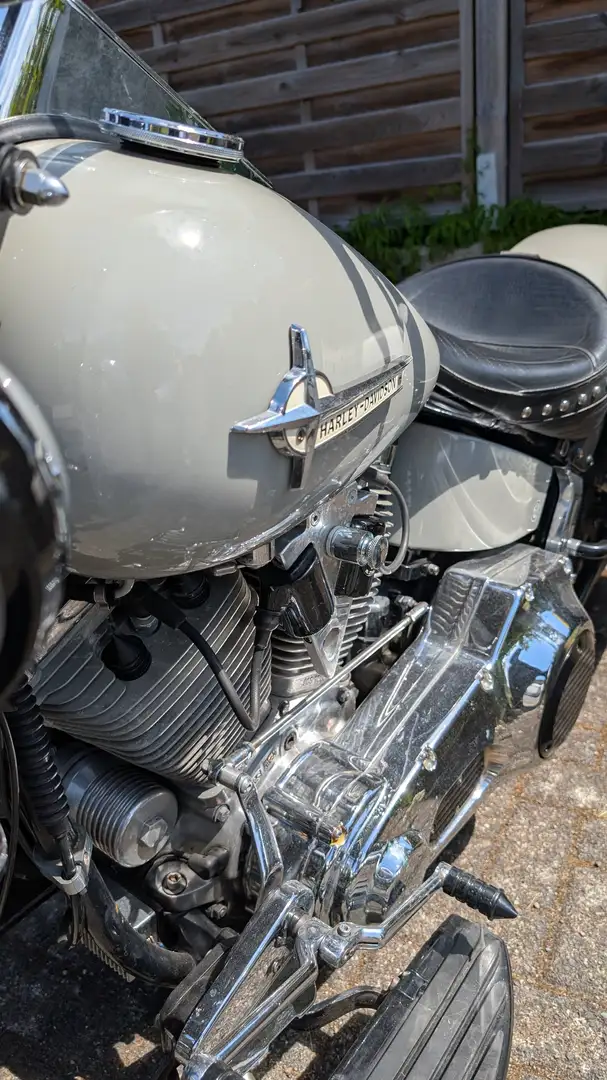 Harley-Davidson Heritage Softail Szary - 2