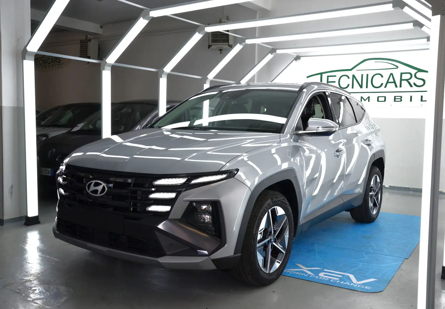 Hyundai TUCSON Tucson 1.6 t-gdi 48V 2wd mt *NO VINCOLI FINANZIARI Gris - 2