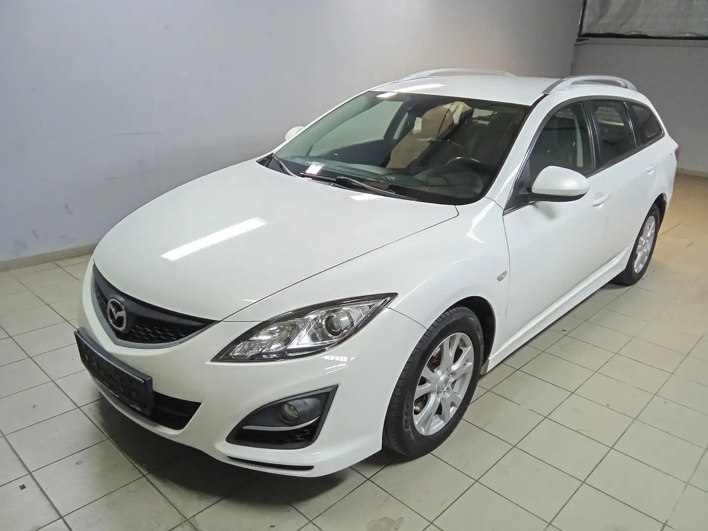 Mazda 6 2.2 CRDT Active Blanco - 1