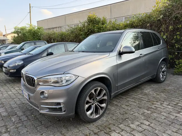 BMW X5 xdrive30d 258cv MOTORE ROTTO