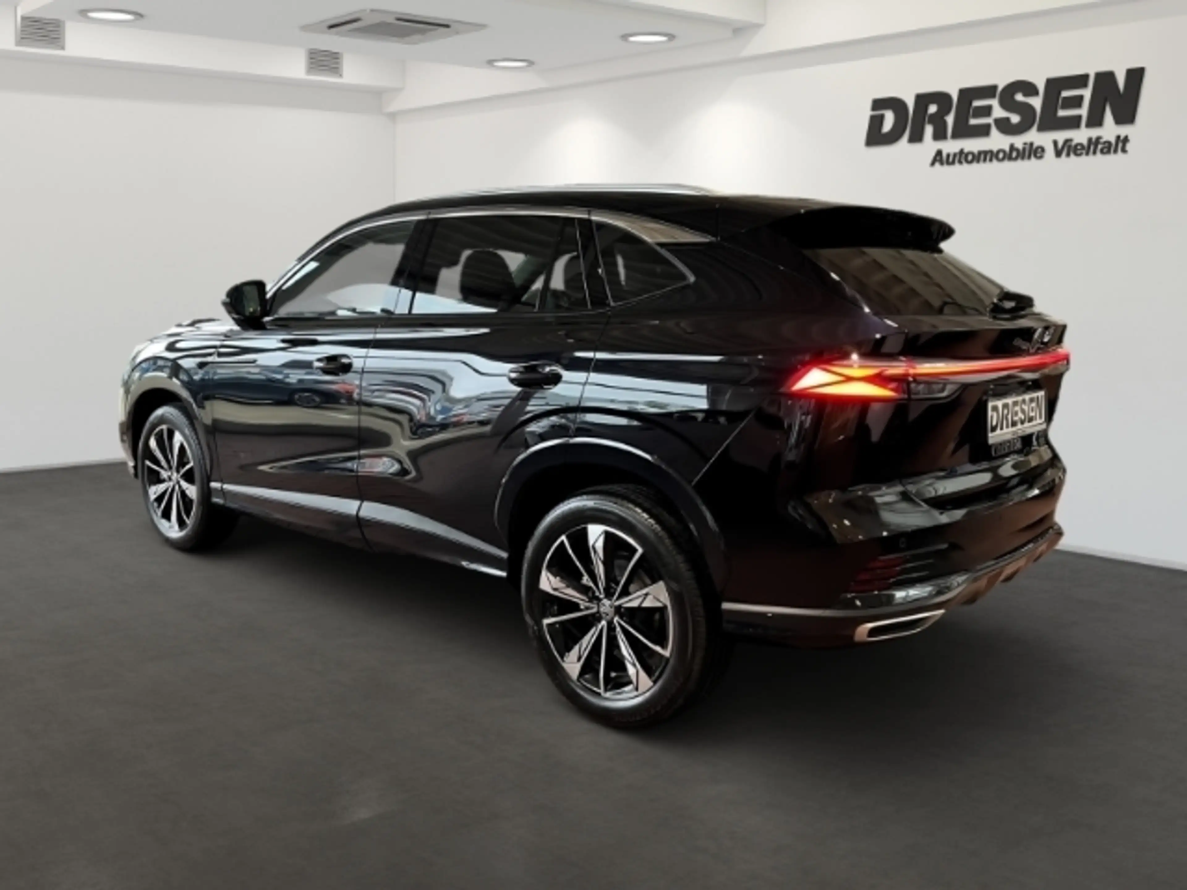 MG HS 1.5 T GDI Turbo Luxury 360 Grad Kamera + Elektr. H — photo 4