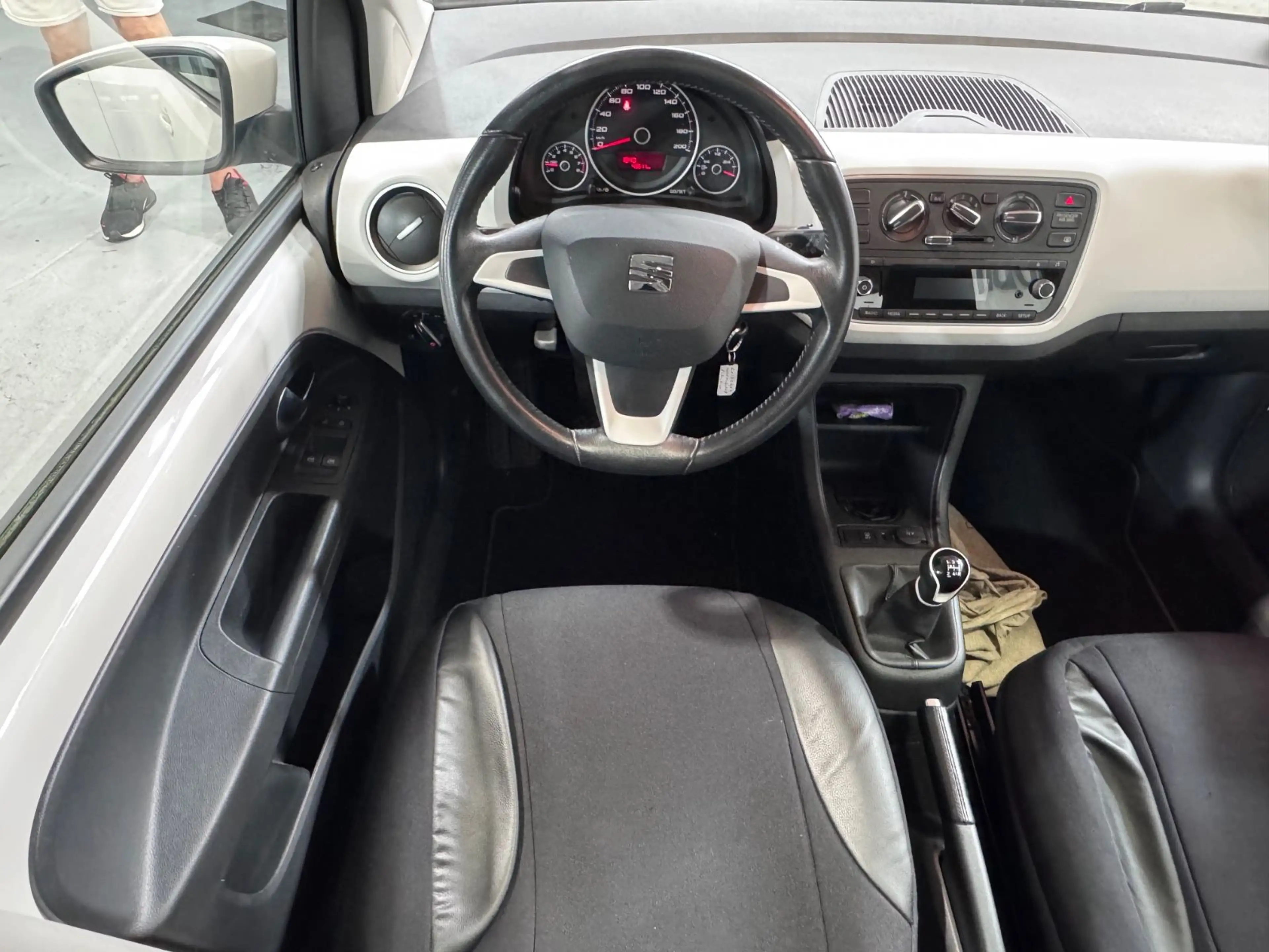 SEAT Mii Chic *Klimaanlage*Schiebedach*Tempomat* — photo 4
