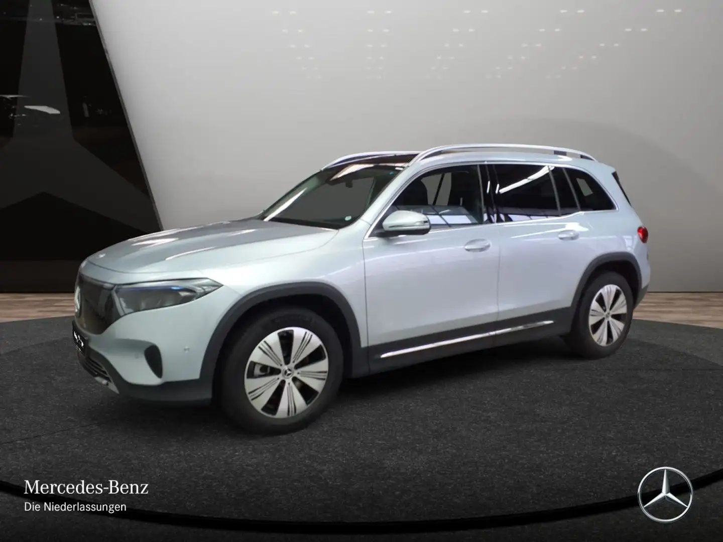 Mercedes-Benz EQB 250 PROG+ADVANCED+PANO+KAMERA+SPUR Silber - 2