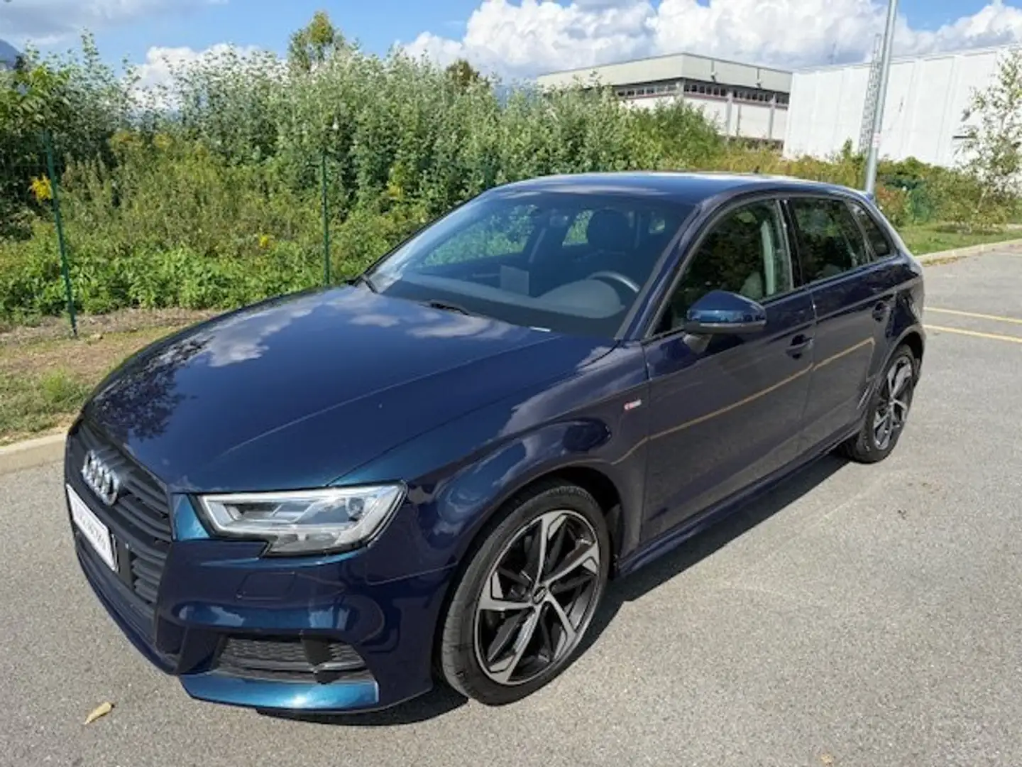 Audi A3 Sportback 30 1.6 tdi Sport 116cv S.Line Blau - 2