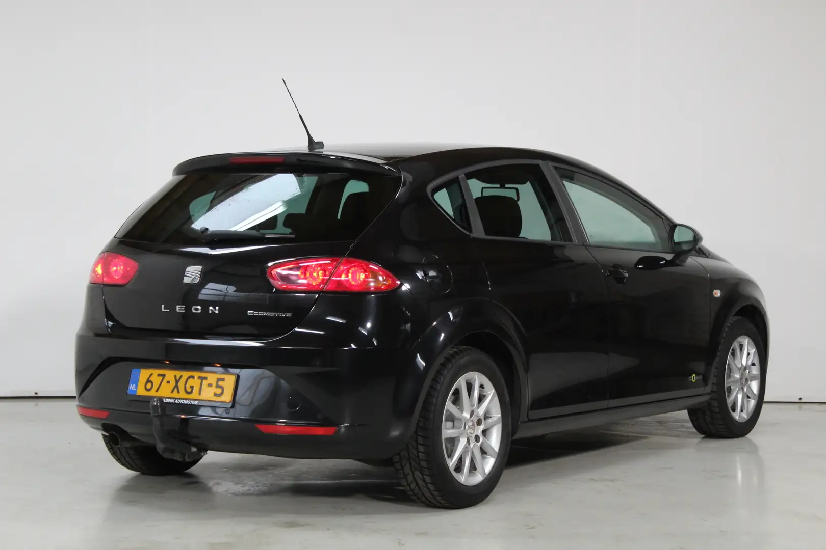 SEAT Leon 1.2 TSI COPA | Navi | Cruise | Pdc | Trekhaak Zwart - 2