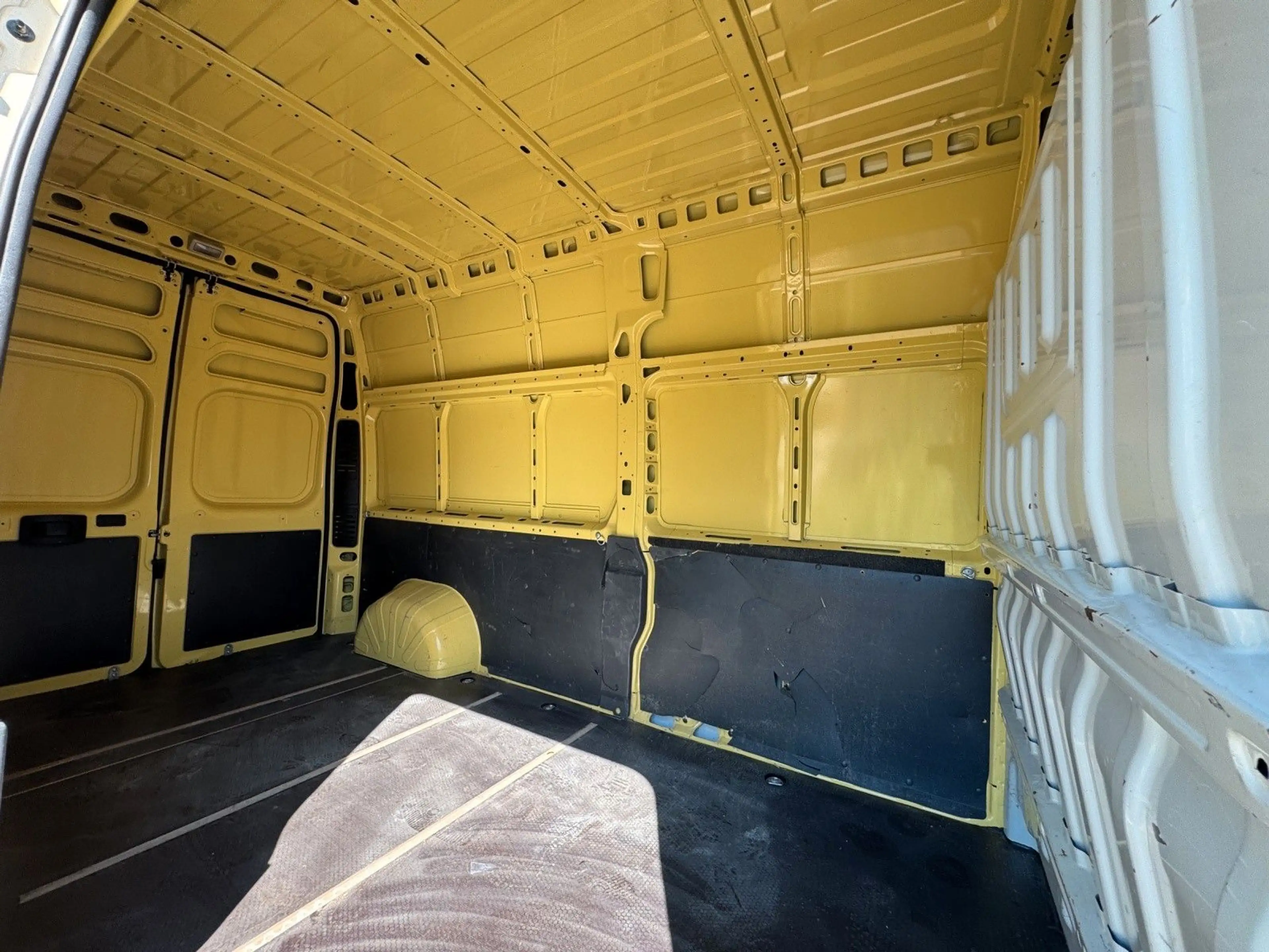 Peugeot Boxer Kasten Grossraum 335 L3H3*KLIMA*KAMERA* — photo 10