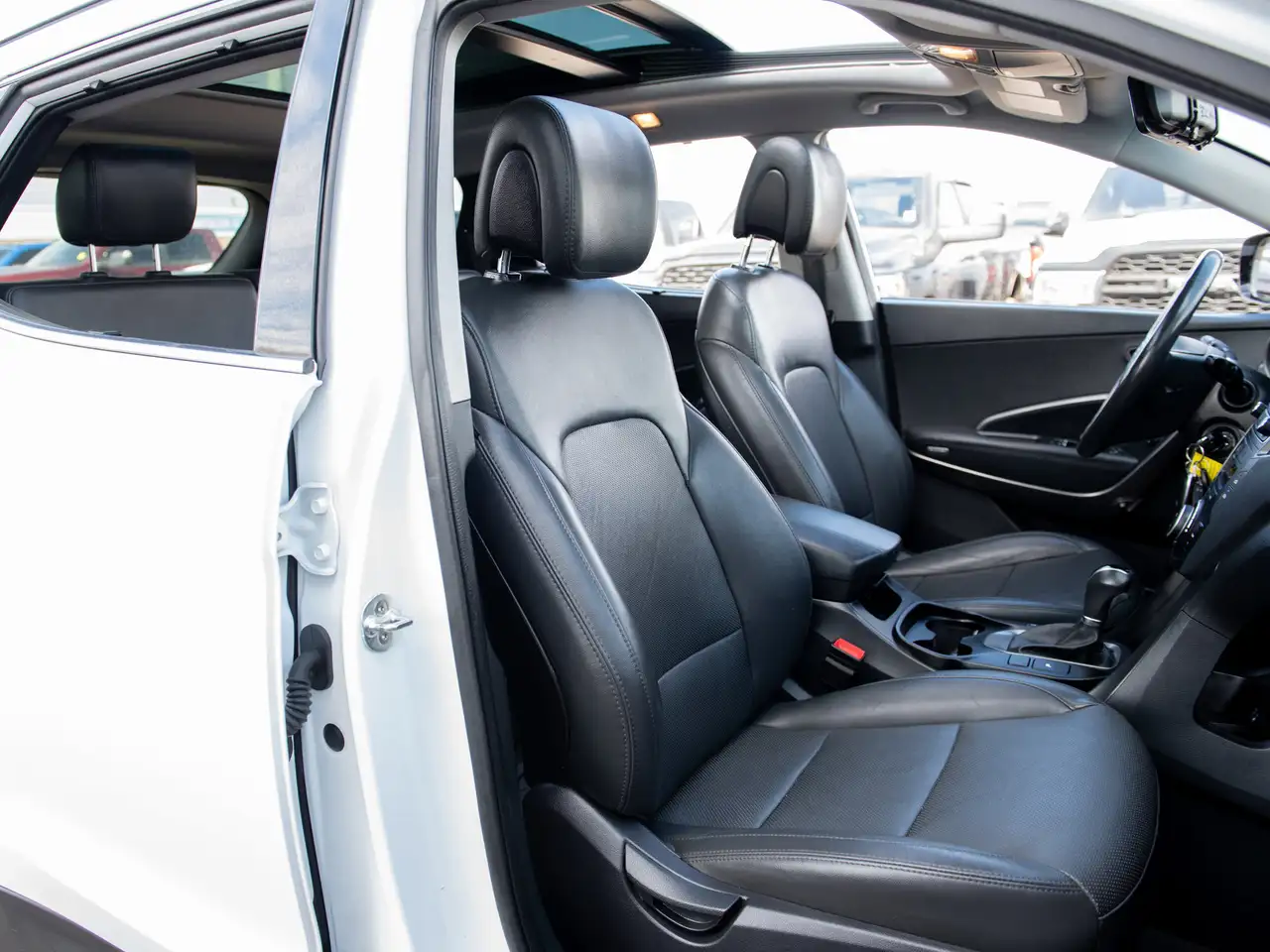 Hyundai SANTA FE снимка Hyundai SANTA FE