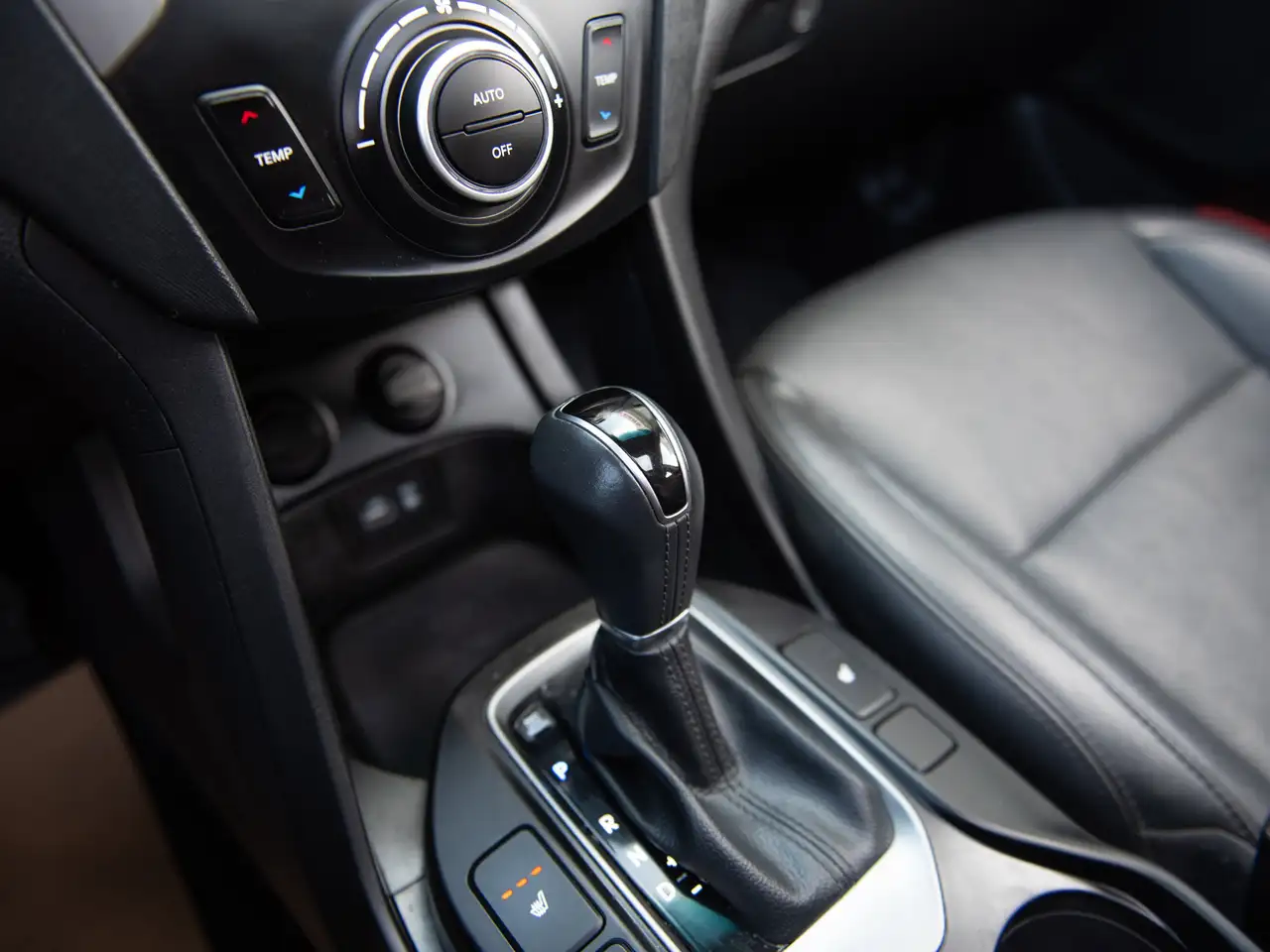 Hyundai SANTA FE снимка Hyundai SANTA FE
