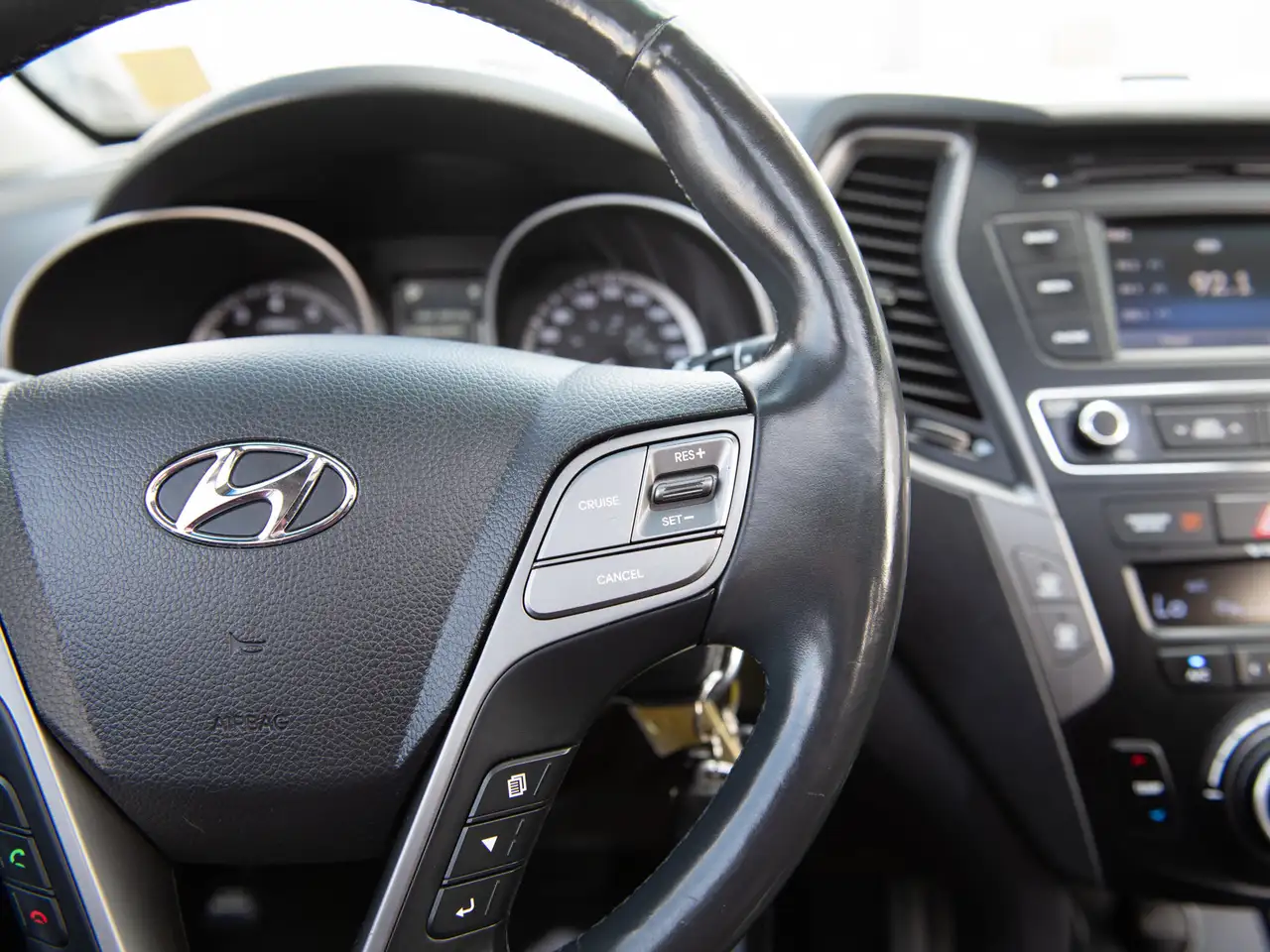 Hyundai SANTA FE снимка Hyundai SANTA FE