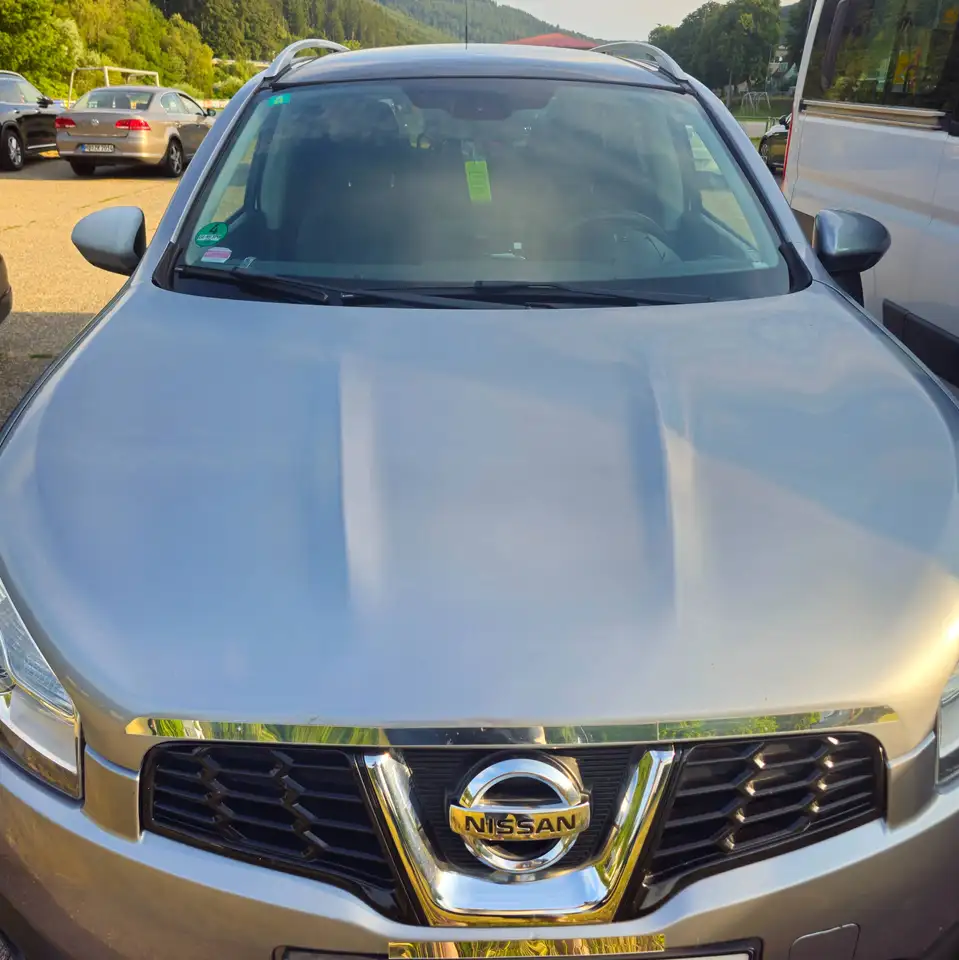 Nissan Qashqai+2 Qashqai 2 2.0 dCi DPF 4x4 I-Way — photo 1 of 15