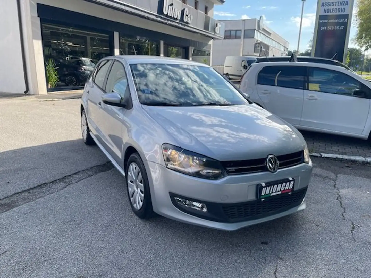 Volkswagen Polo Polo 5p 1.2 Comfortline 70cv Argent - 2