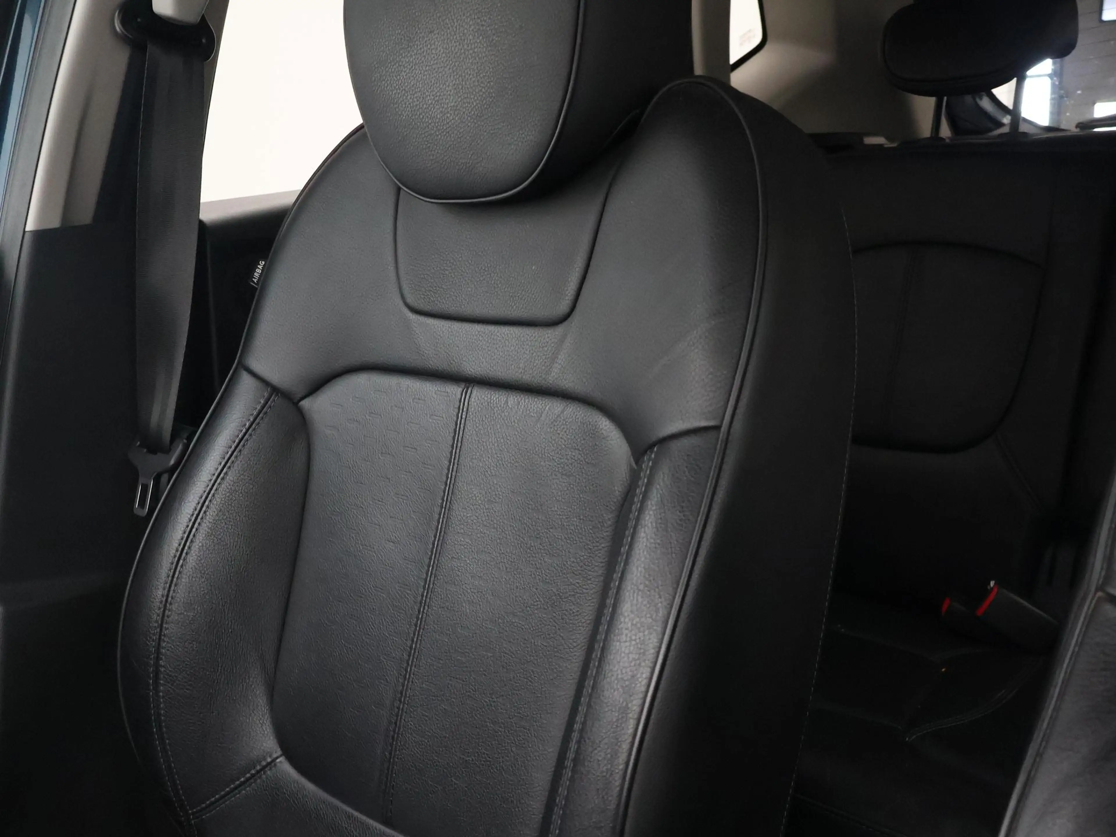 Renault Captur 0.9 TCe EDITION ONE + LEDER | TREKHAAK | CAMERA | — photo 22
