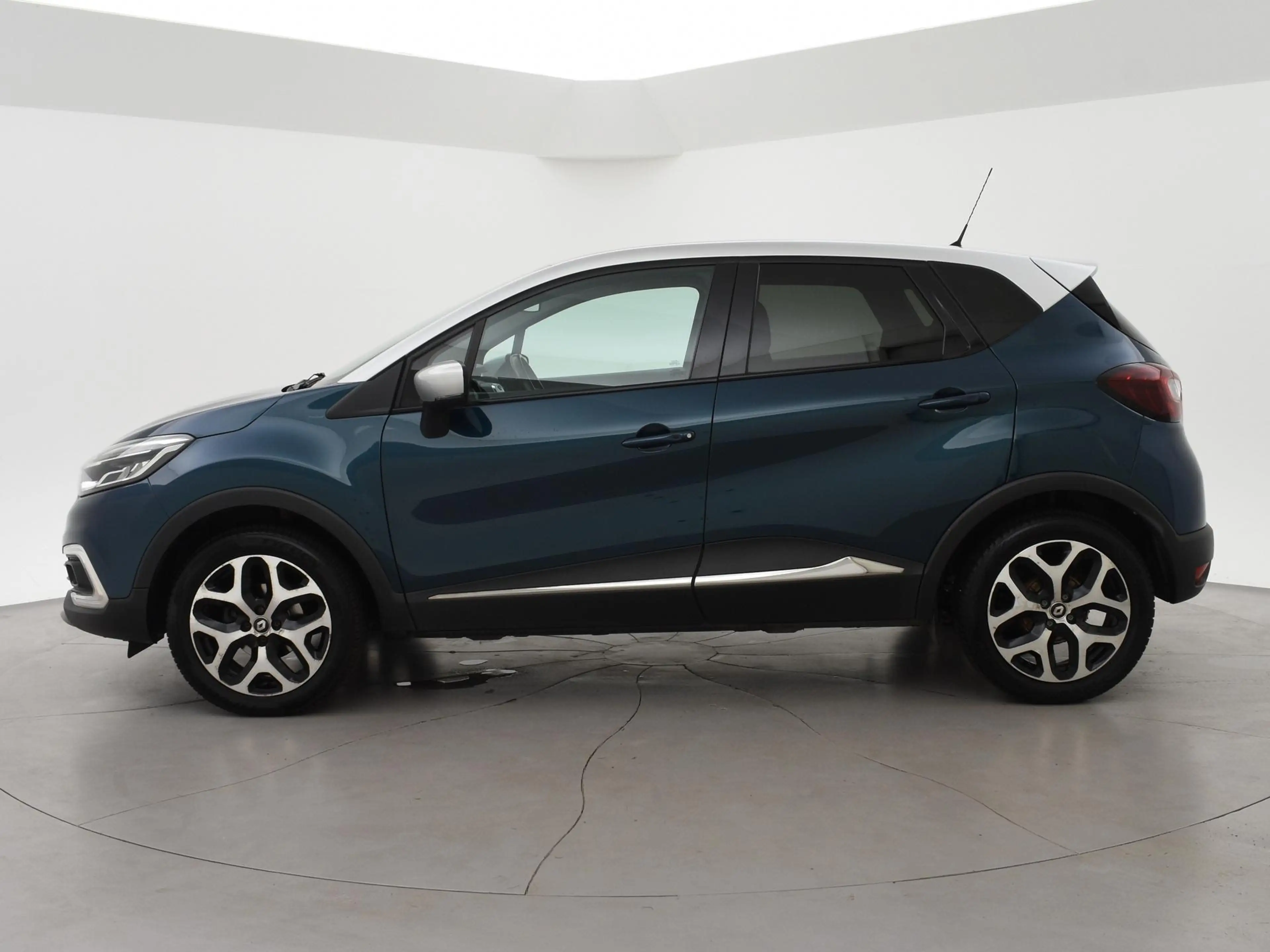 Renault Captur 0.9 TCe EDITION ONE + LEDER | TREKHAAK | CAMERA | — photo 5