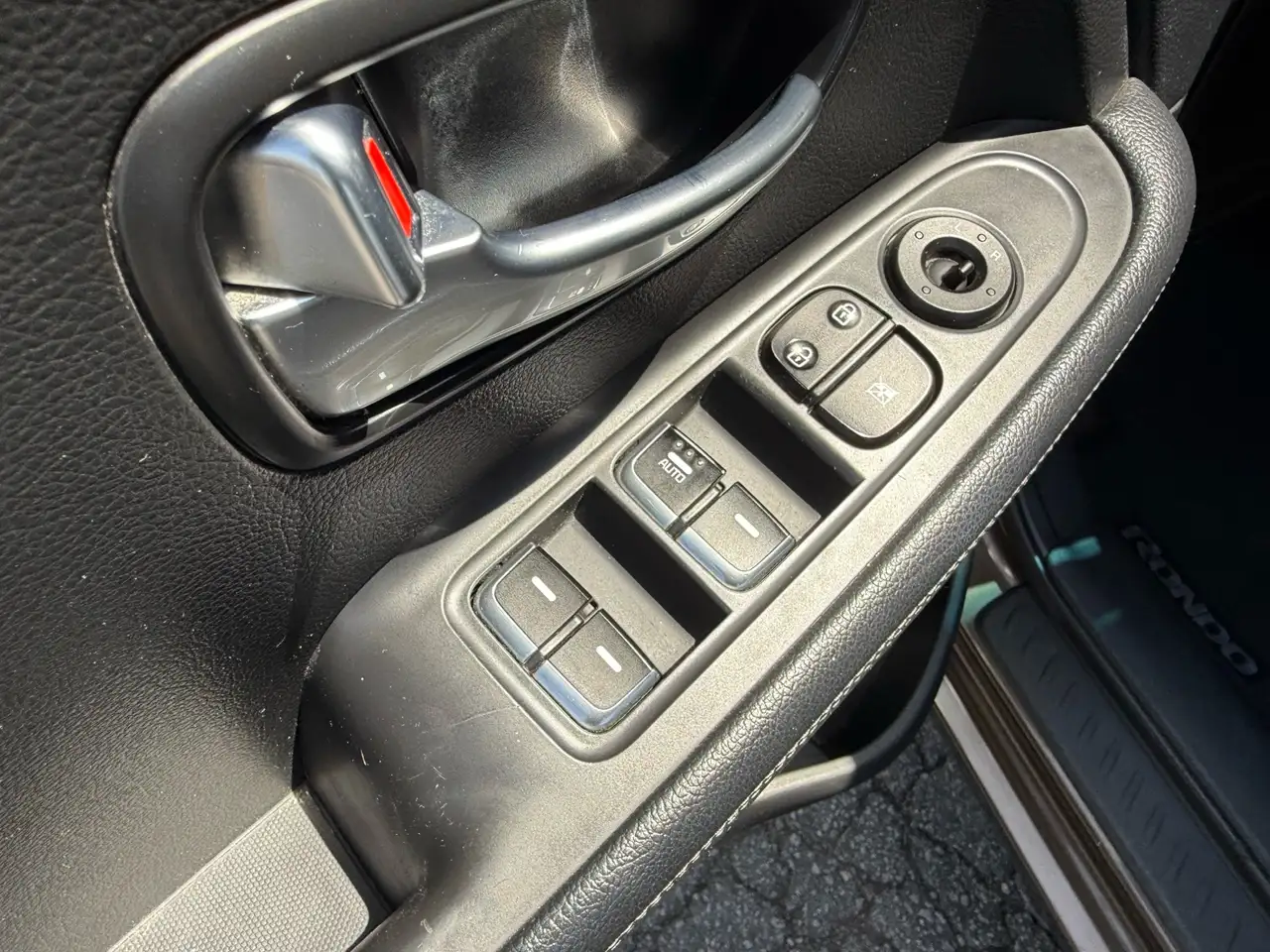 Kia Rondo fotografie Kia Rondo