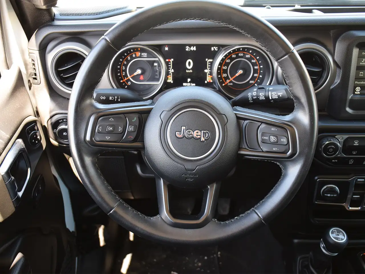 Jeep Wrangler снимка Jeep Wrangler