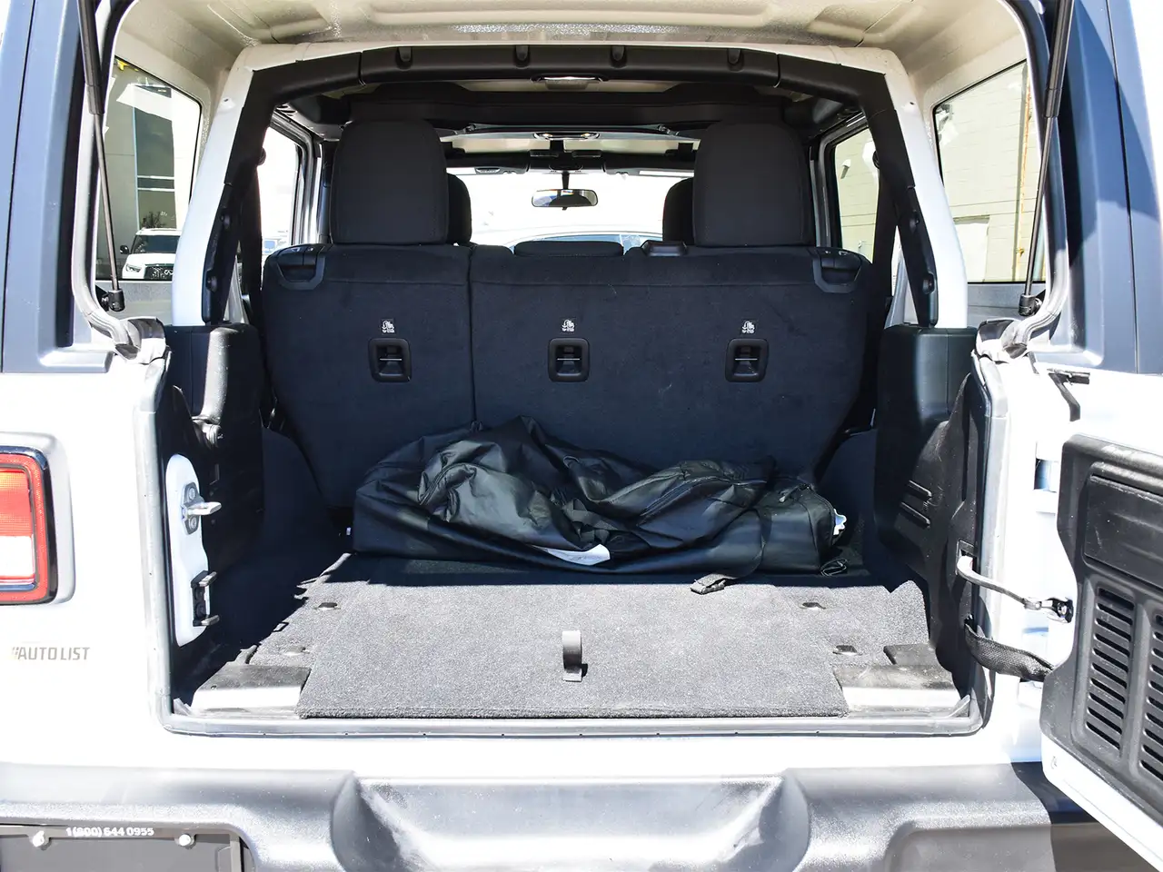 Jeep Wrangler снимка Jeep Wrangler
