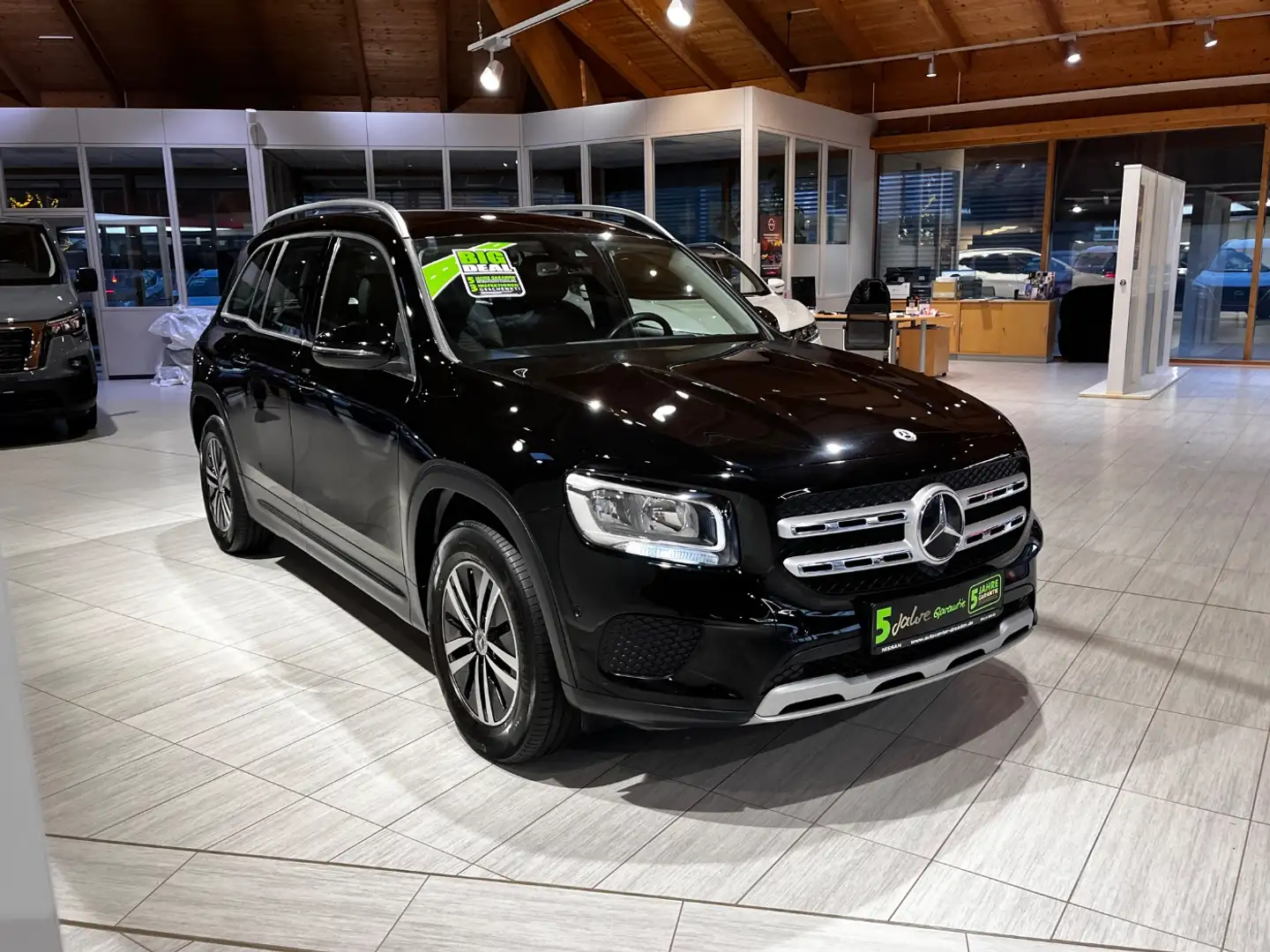 Mercedes-Benz GLB 200 d 4Matic Style Navi+SHZ+Kam.+KeyLess+LM Zwart - 2