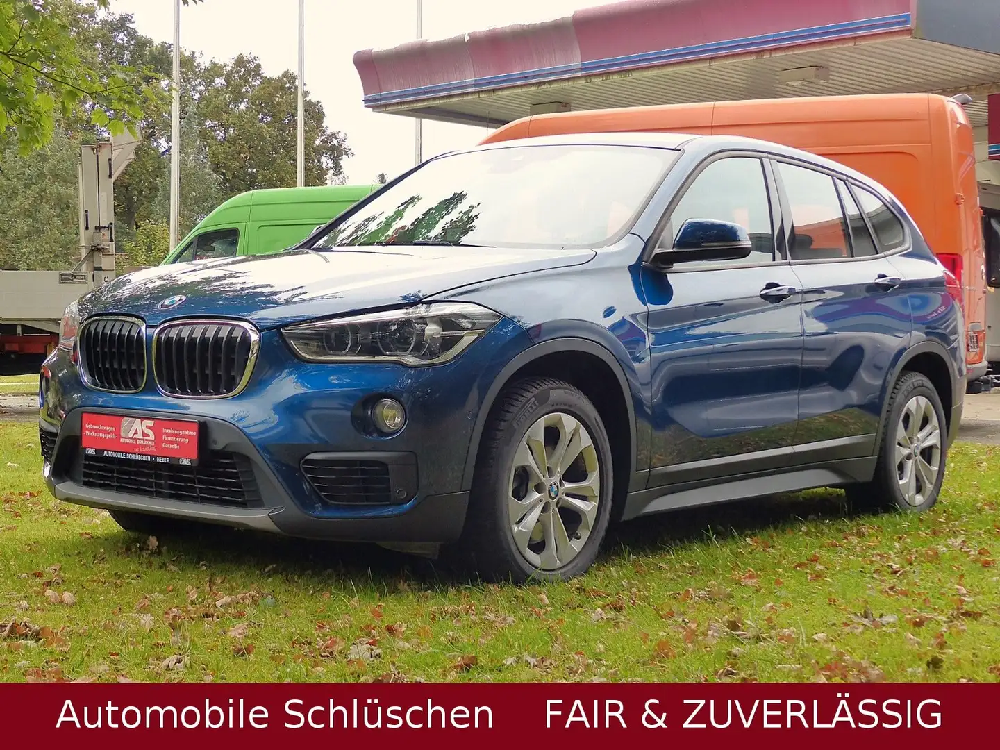 BMW X1 xDrive 20 d Advantage Autom. AHK Top Zustand Blau - 2