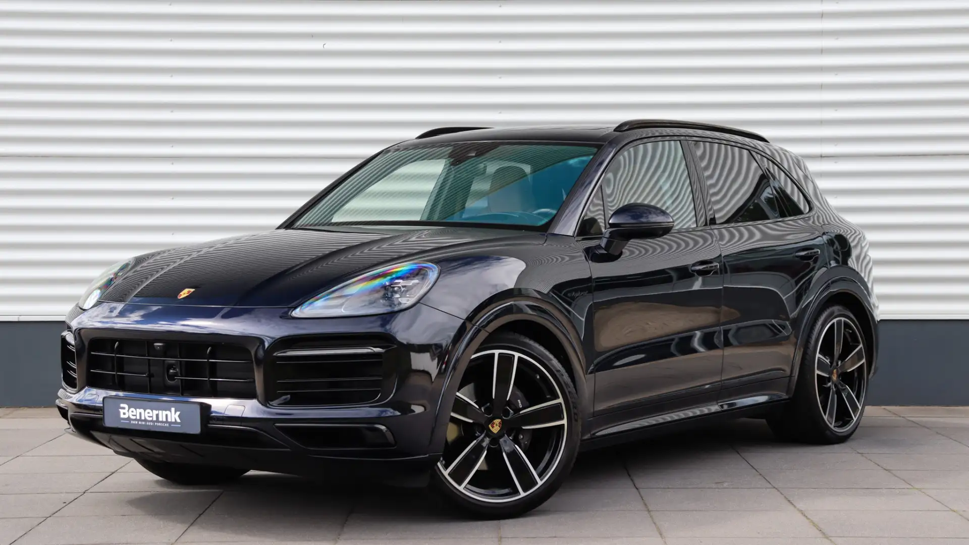 Porsche Cayenne 3.0 E-Hybrid Platinum Edition SportDesign | Stoelv Blau - 1