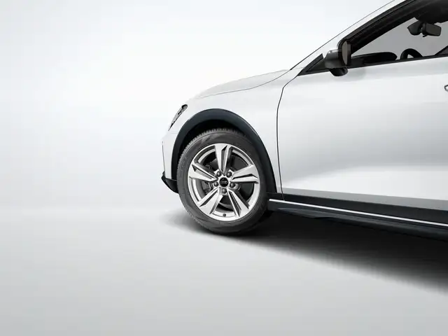Audi A3 view 6