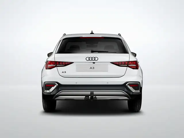Audi A3 view 4