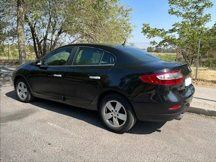 Renault Fluence 2026, foto 4