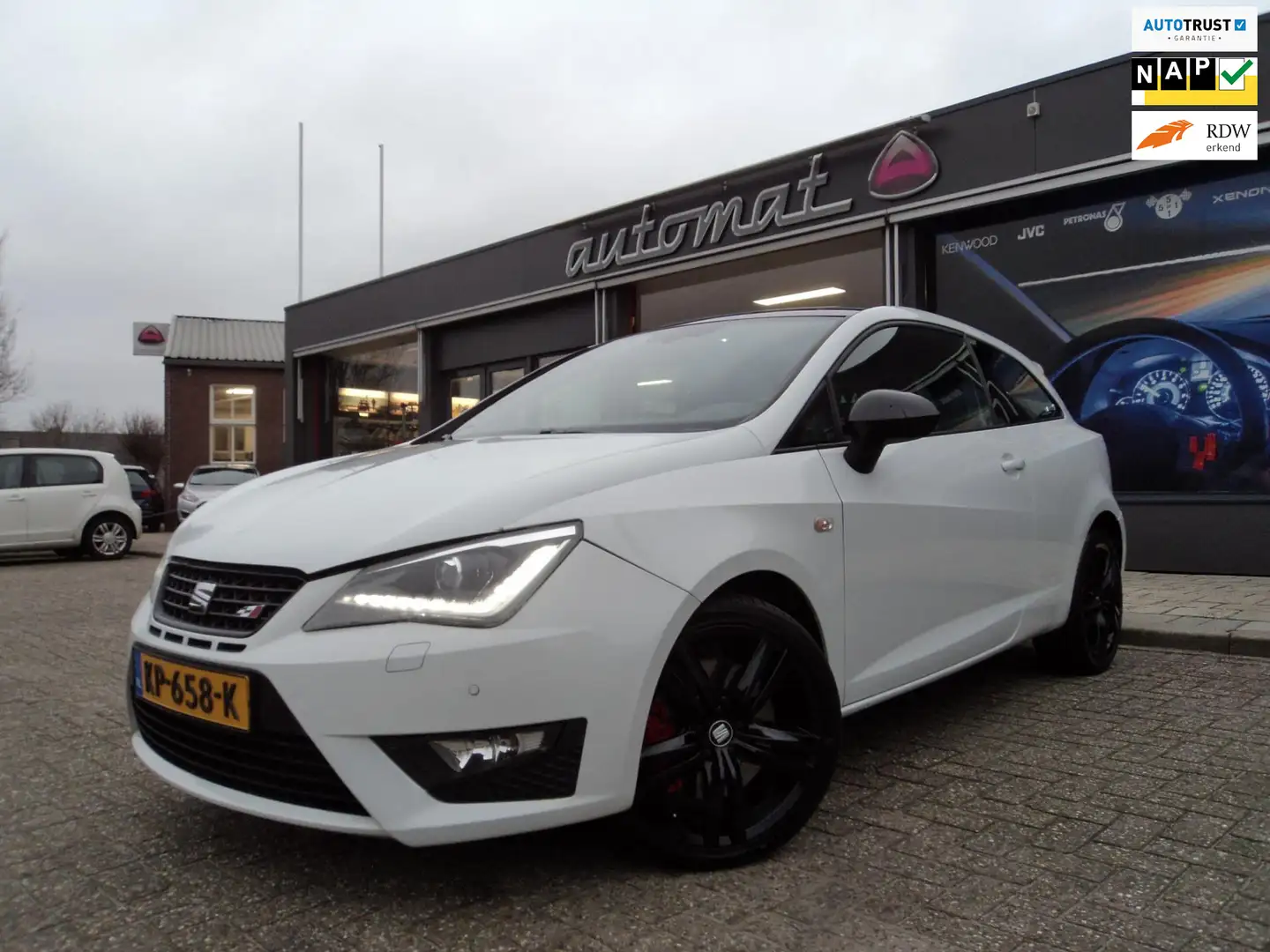 SEAT Ibiza SC 1.8 TSI Cupra 192 PK Nap stoelverwarming Wit - 1