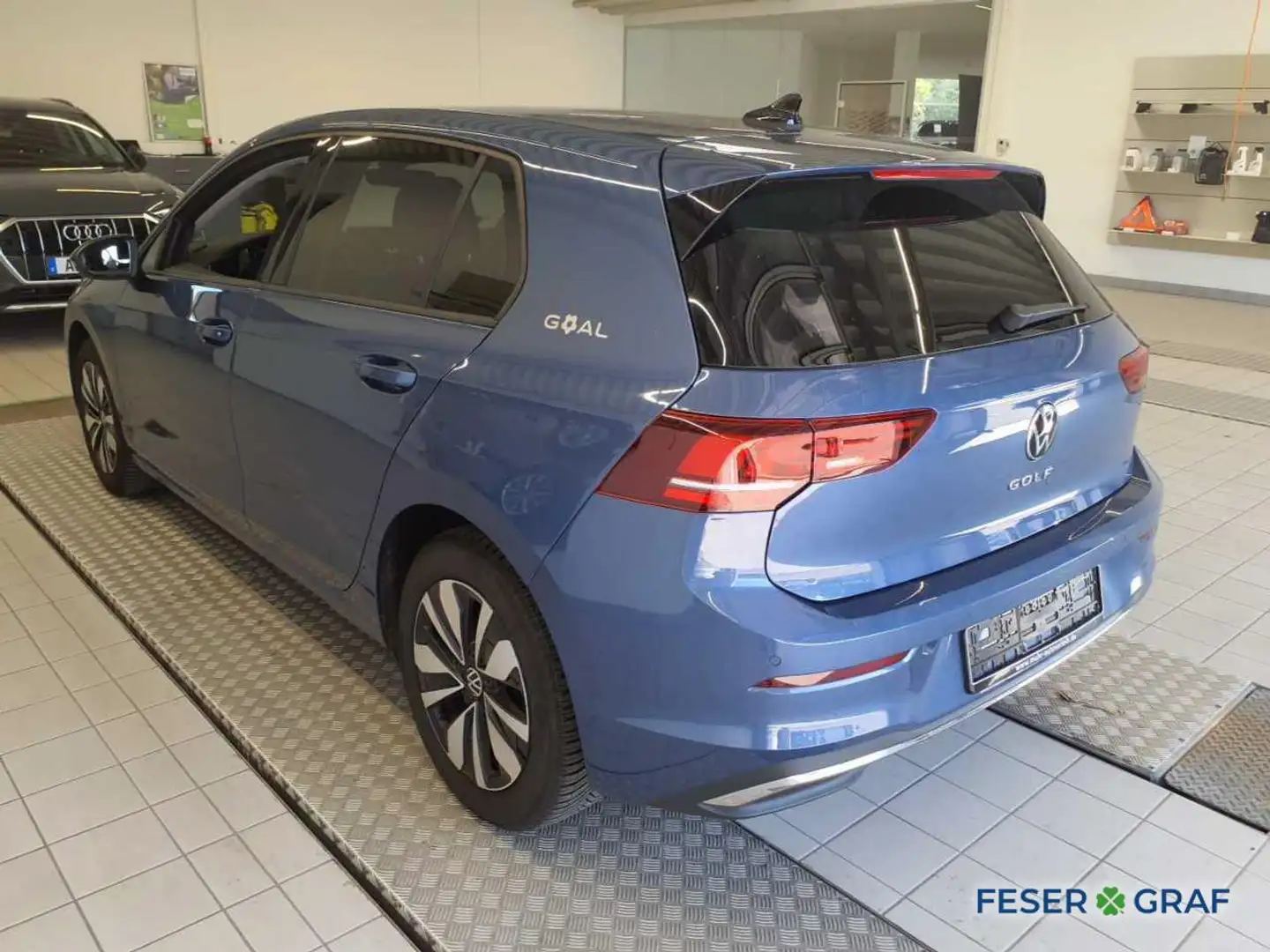 Volkswagen Golf VIII GOAL 2.0 TDI DSG 150PS Blau - 2
