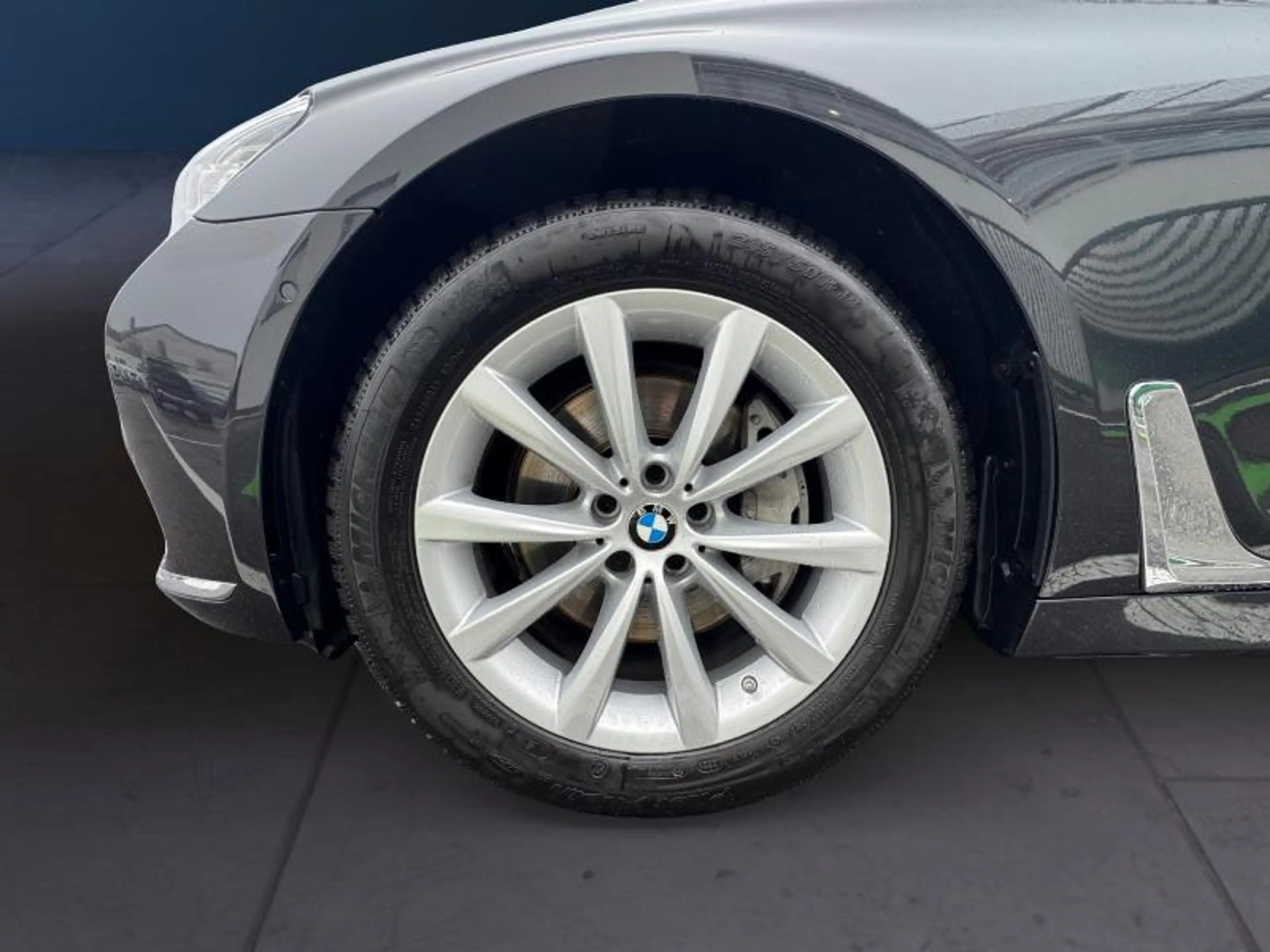 BMW 730 730d Limousine — photo 4