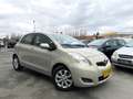 Toyota Yaris 1.3i *Essence*2010*Airco* Beige - thumbnail 4