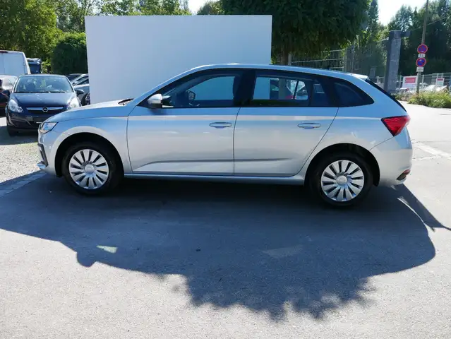 Skoda Scala view 4