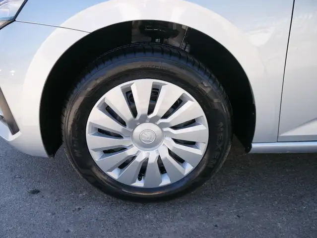Skoda Scala view 3