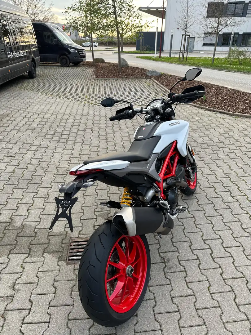 Ducati Hypermotard 939 - 2