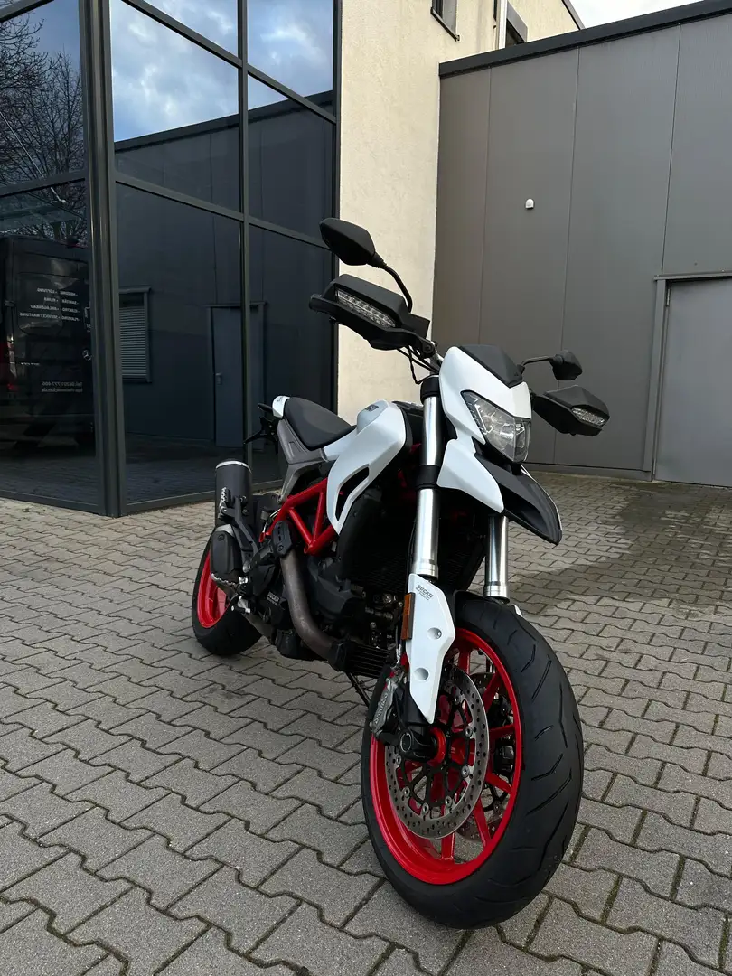 Ducati Hypermotard 939 - 1