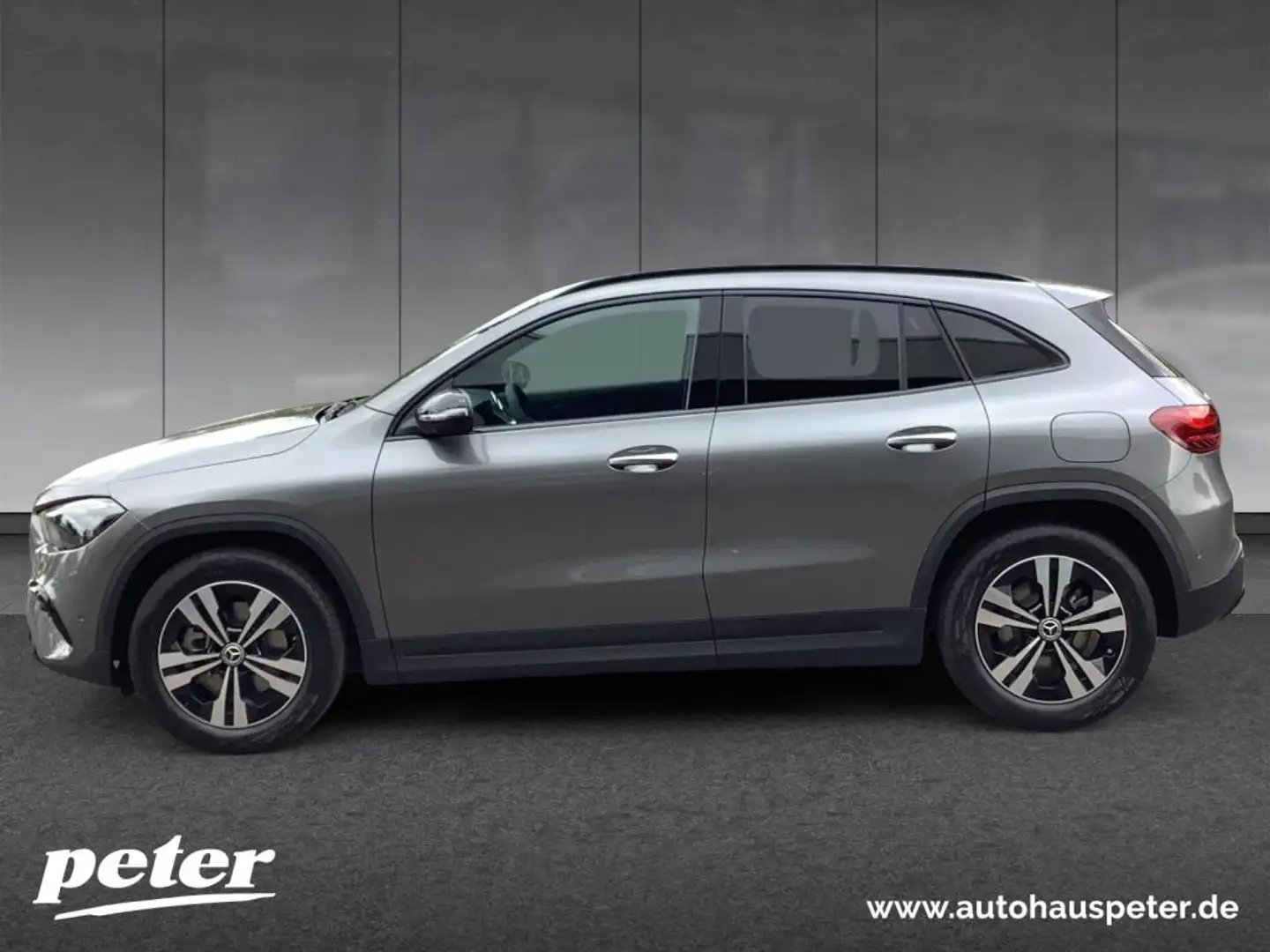 Mercedes-Benz GLA 220 d 4MATIC PROGRESSIVE+LED+MBUX+PANO+NIGHT Grau - 2