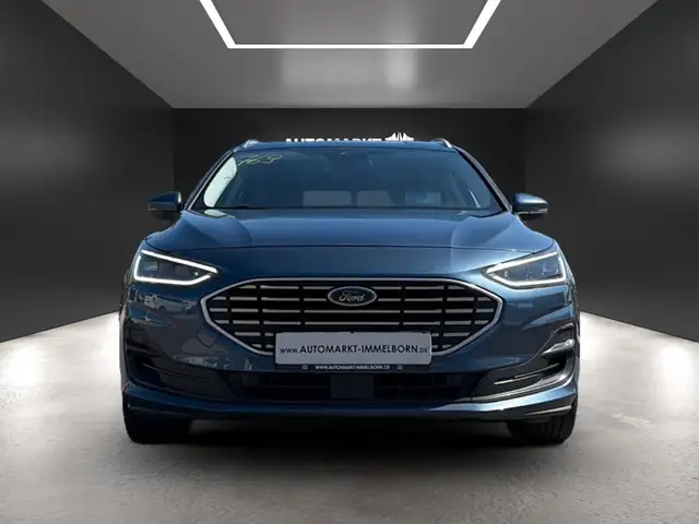 Ford Focus view 9