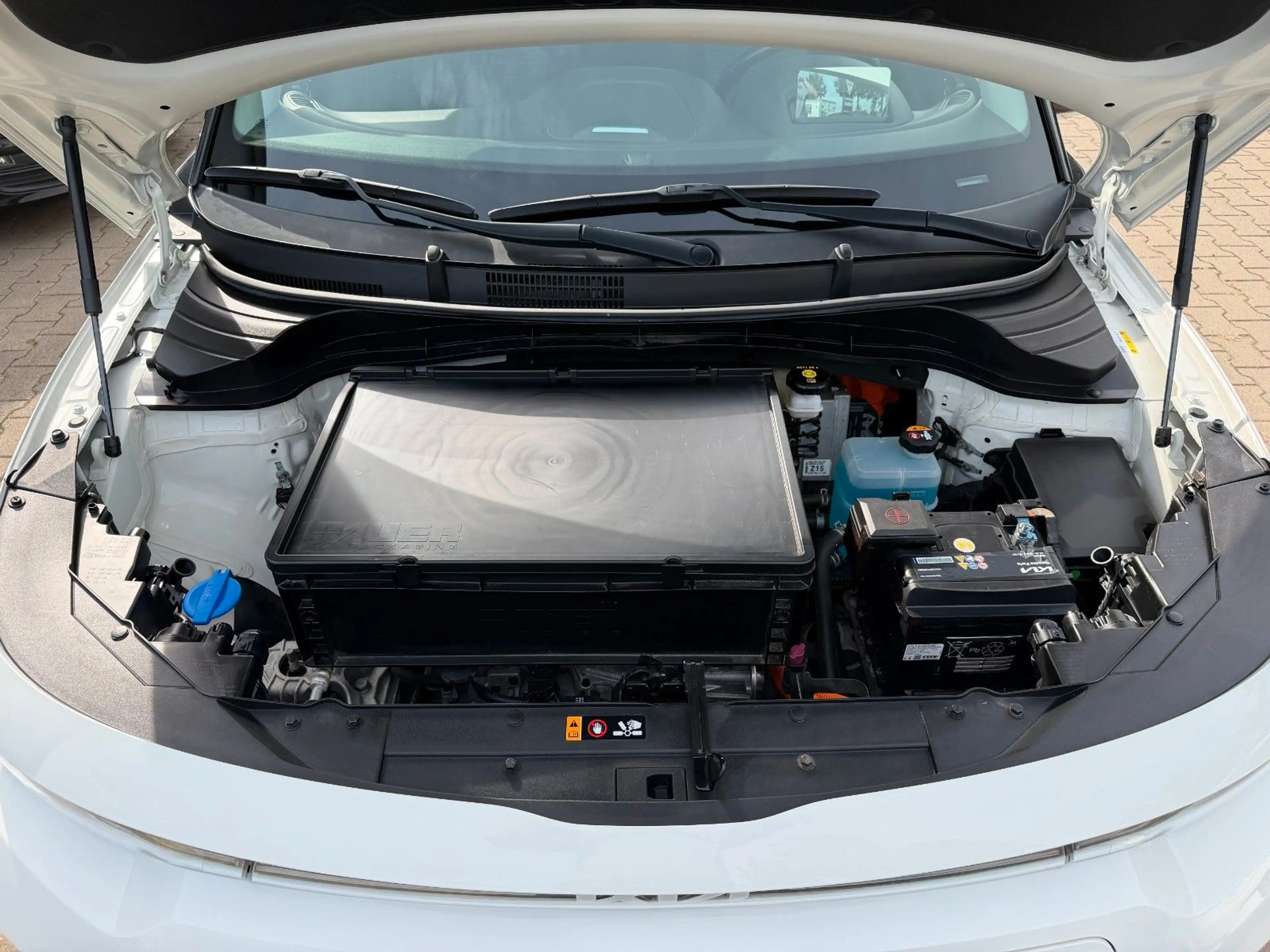 Kia Soul Elektro Inspiriration 64kwh — photo 4