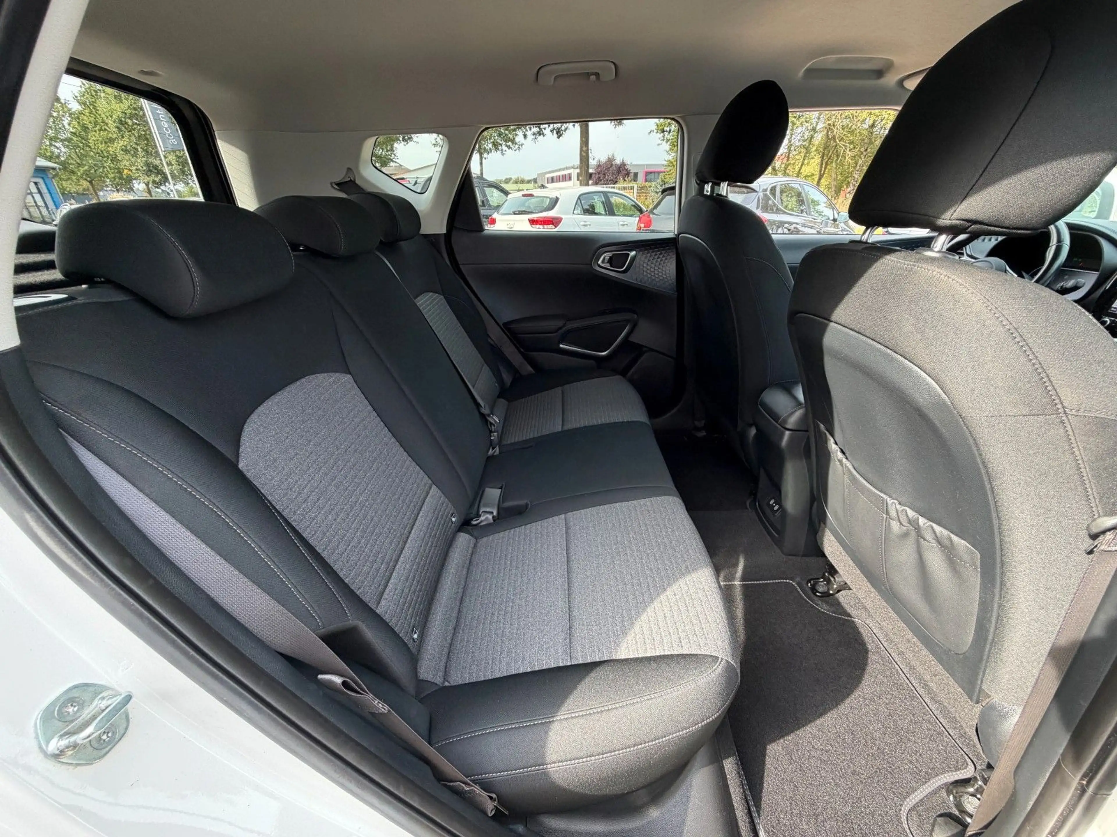 Kia Soul Elektro Inspiriration 64kwh — photo 14