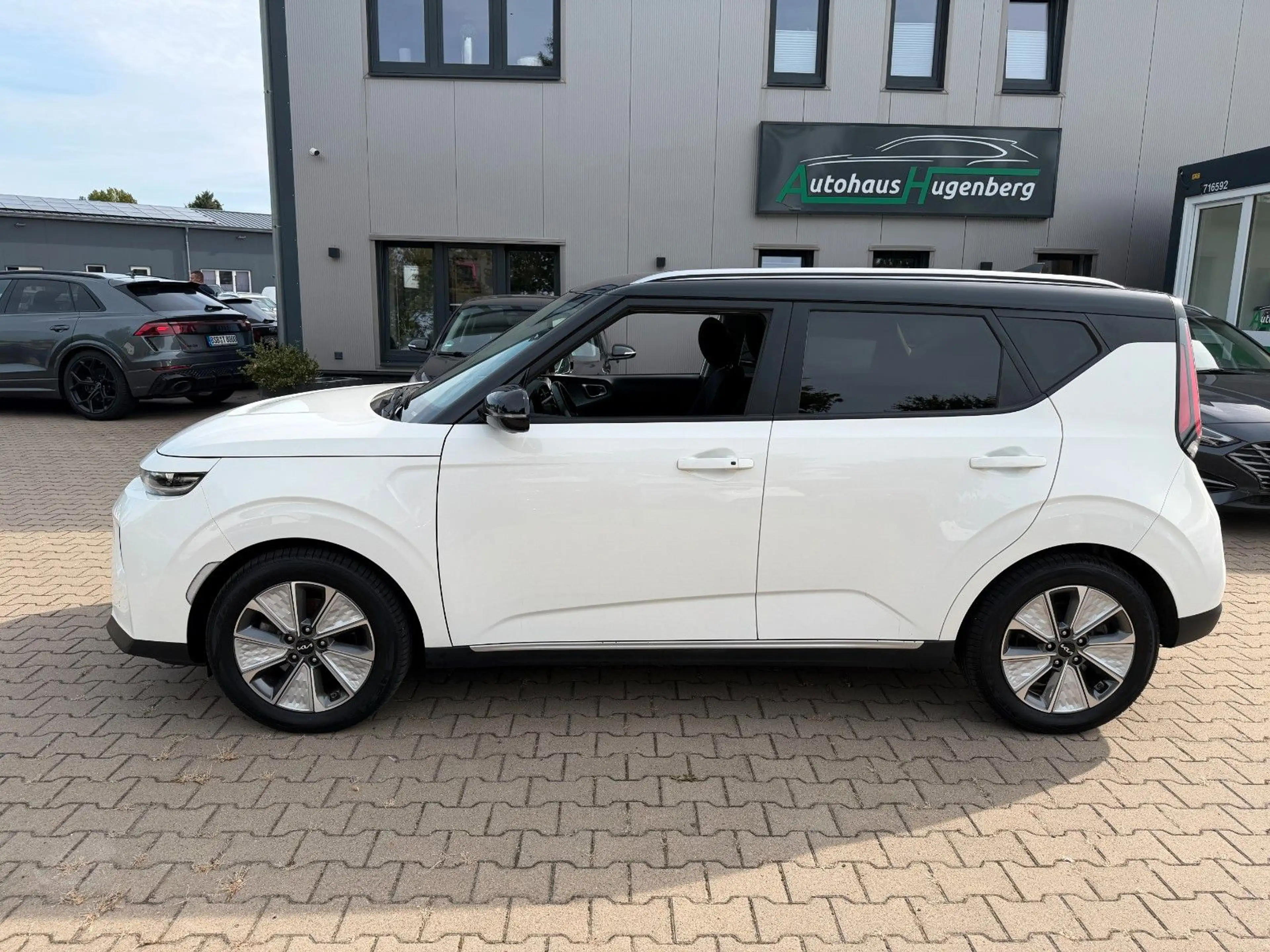 Kia Soul Elektro Inspiriration 64kwh — photo 7