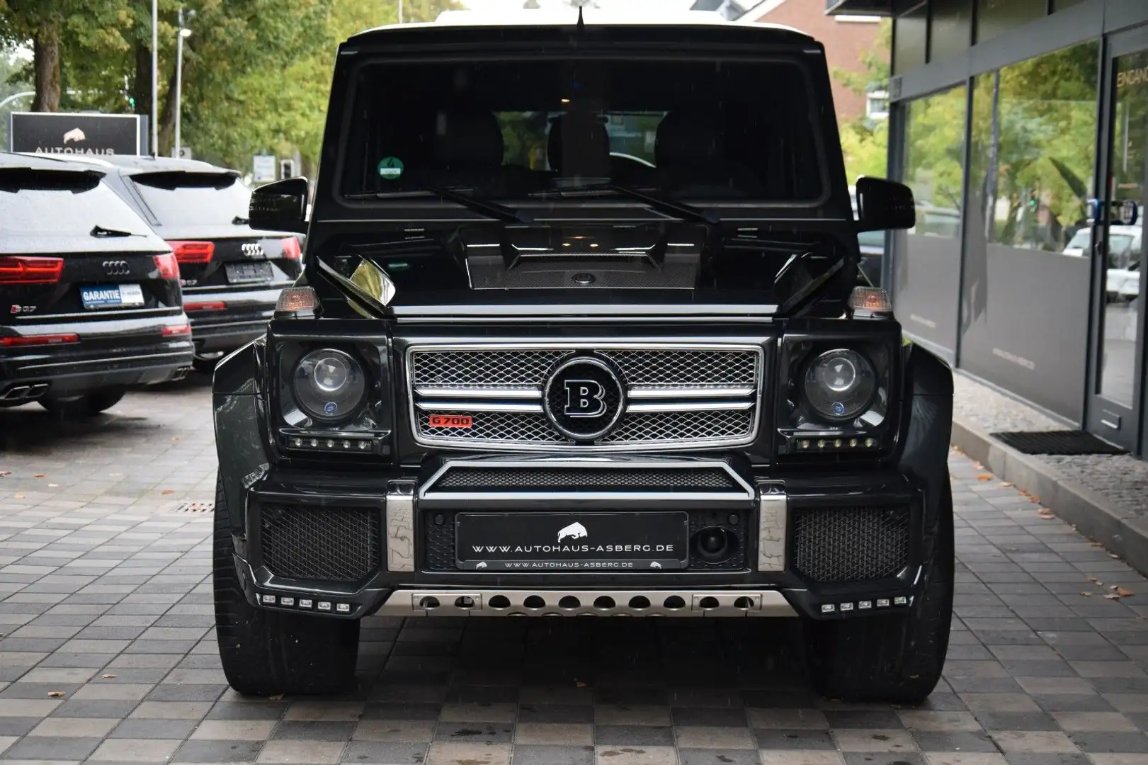 Mercedes-Benz G 63 AMG 4x4 G700 BRABUS/CARBON/23ZOLL/EXCLUSIVE Black - 2