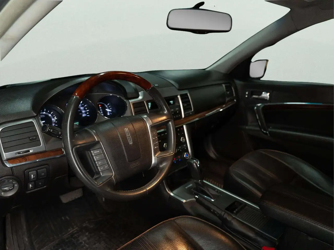 Lincoln MKZ photo Lincoln MKZ