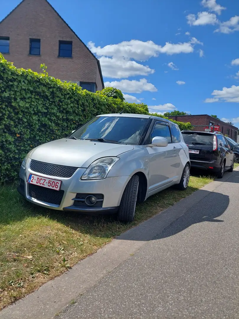 Suzuki Swift 1.6 Sport - 1