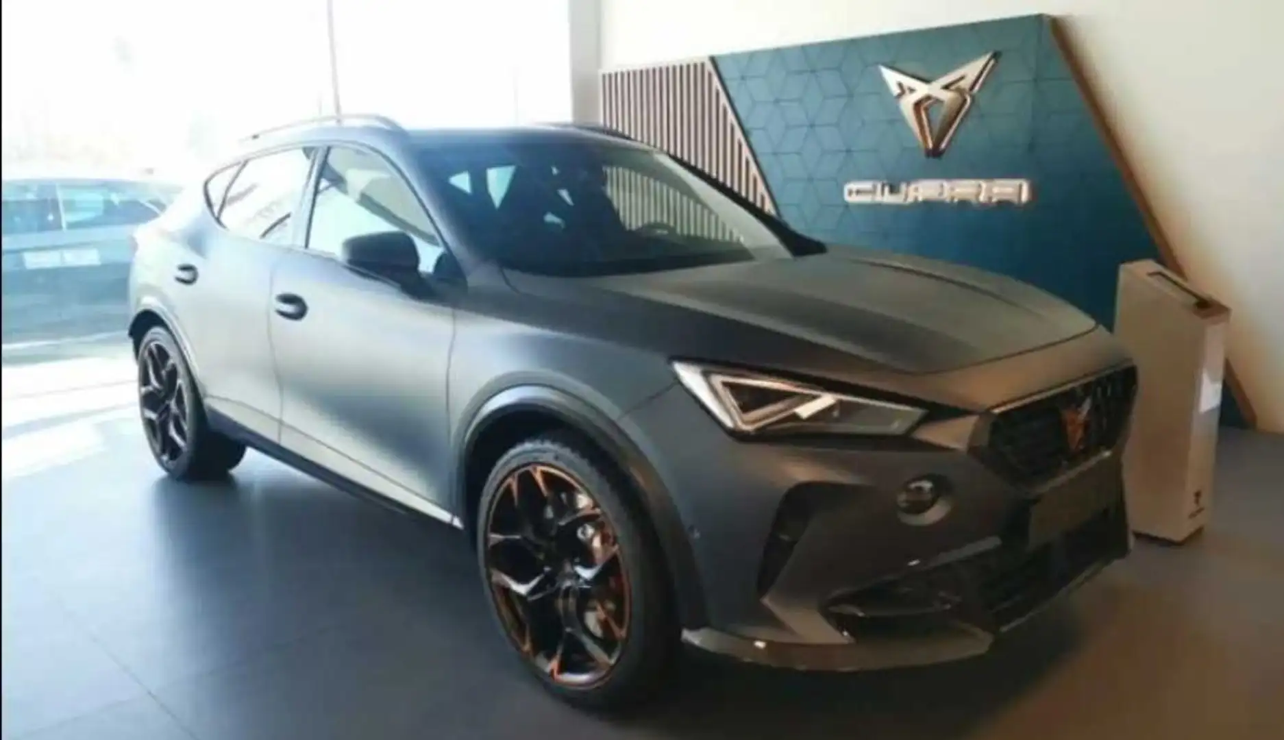 CUPRA Formentor CUPRA  CUPRA  2.5 TSI 4DRIVE DSG VZ5 3 MY 23 - 1
