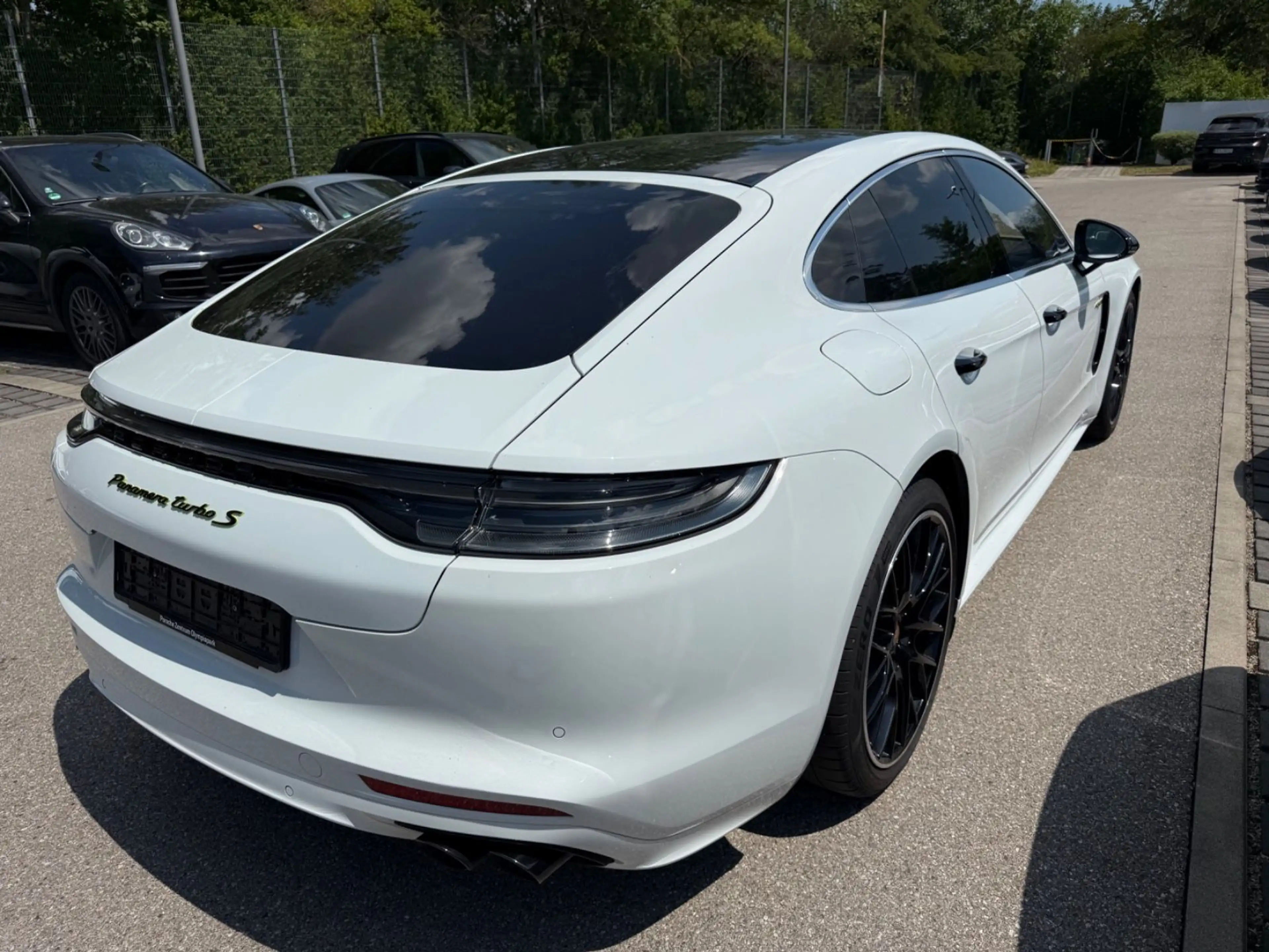 Porsche Panamera Turbo S E-Hybrid - PORSCHE APPROVED- — photo 6