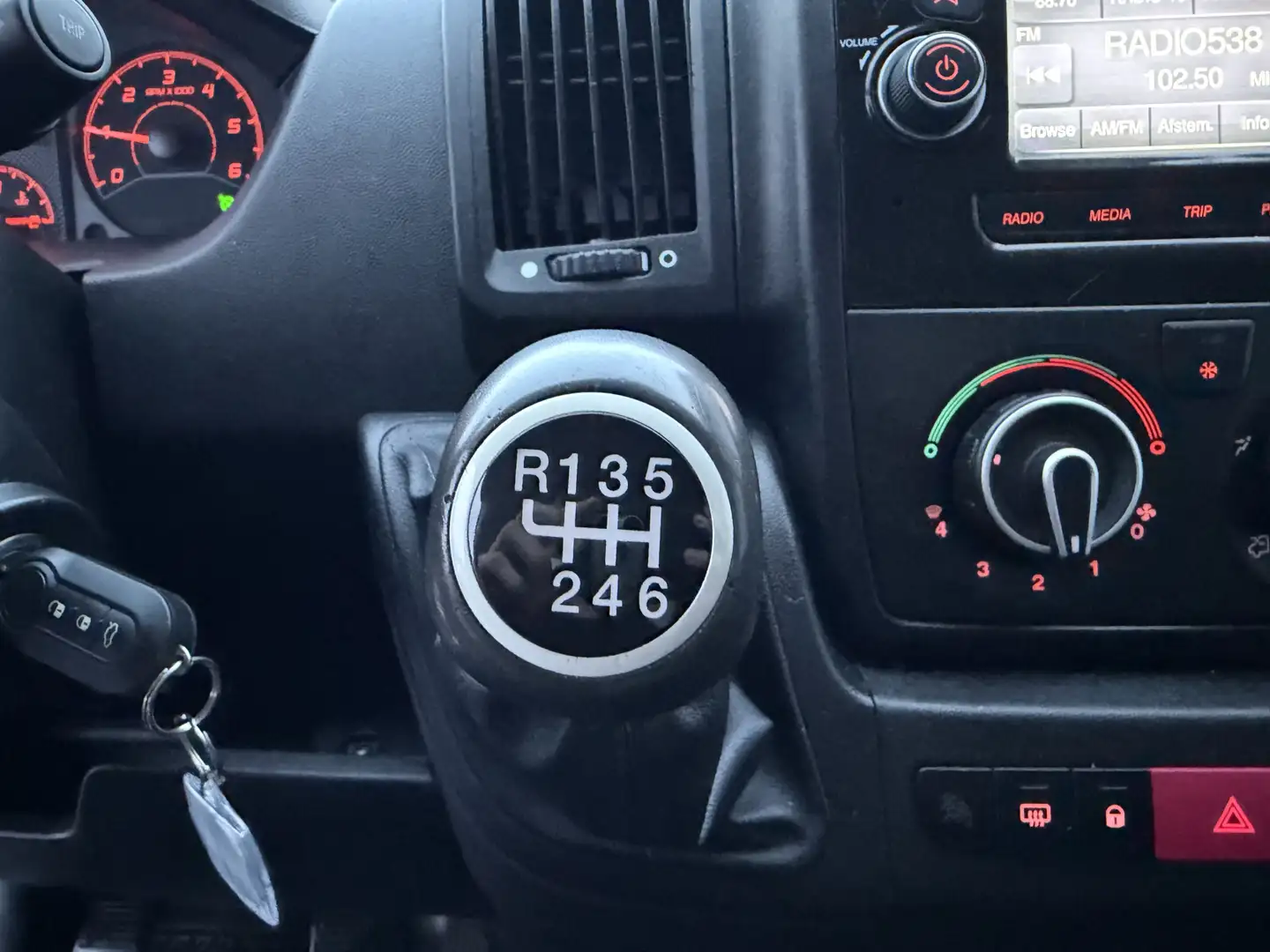 Citroen Jumper 30 2.0 BlueHDi L1H1 Economy Blanc - 2