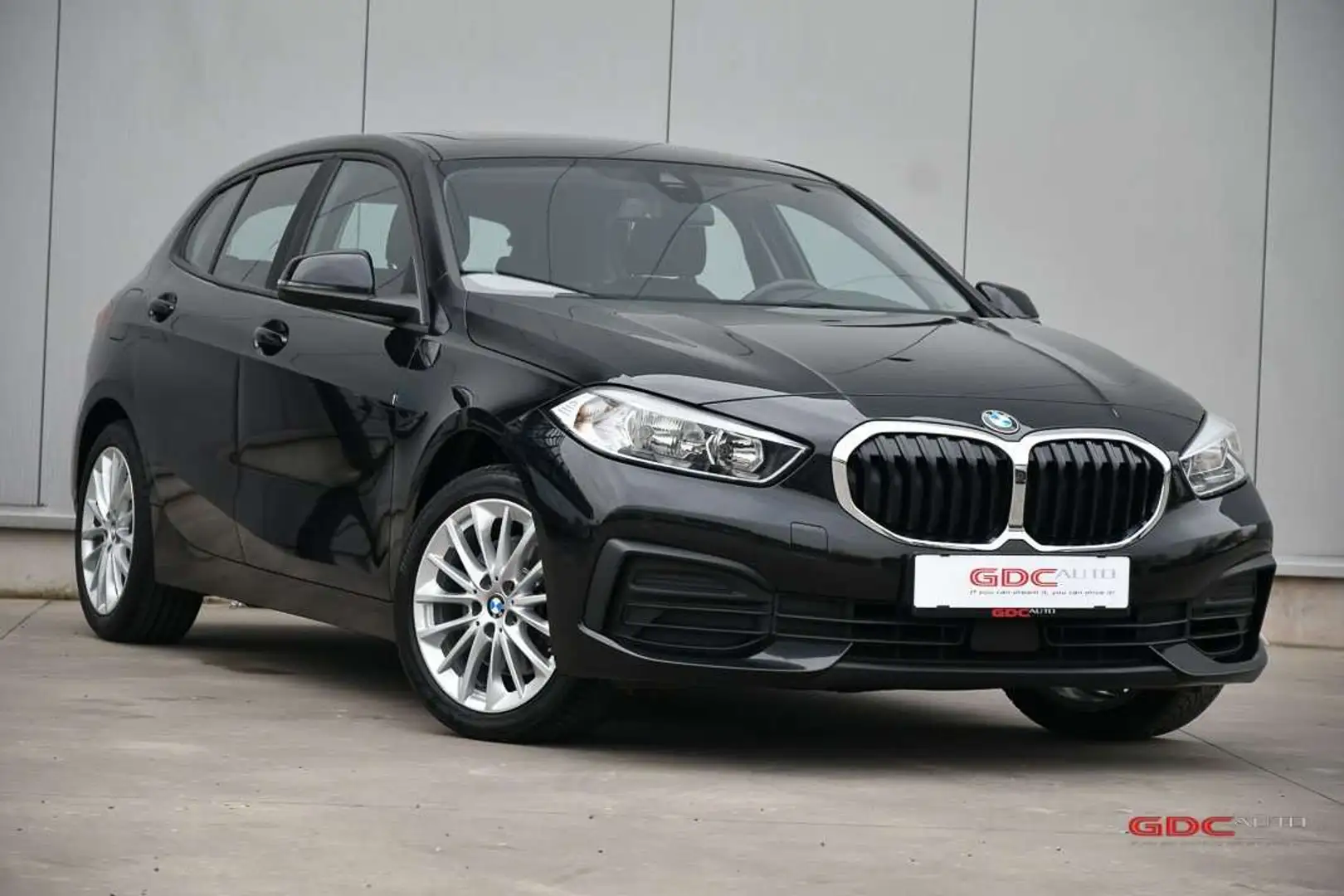 BMW 118 Panoramisch open Dak l Navi l Apple Carplay Noir - 1