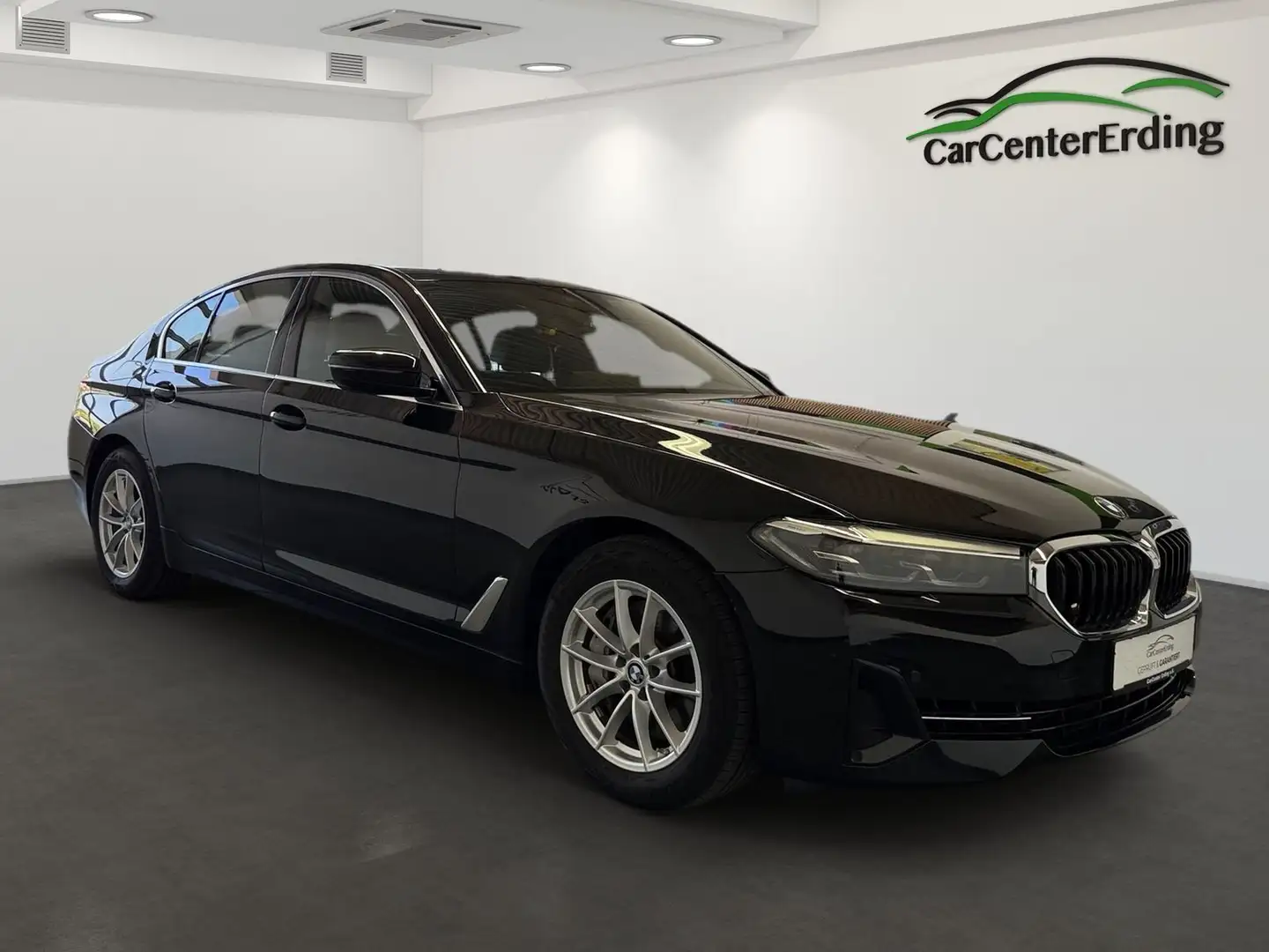 BMW 540 iLimousine*LED*Navi*Kamera*Leder*HiFi*S.-Dach Schwarz - 2